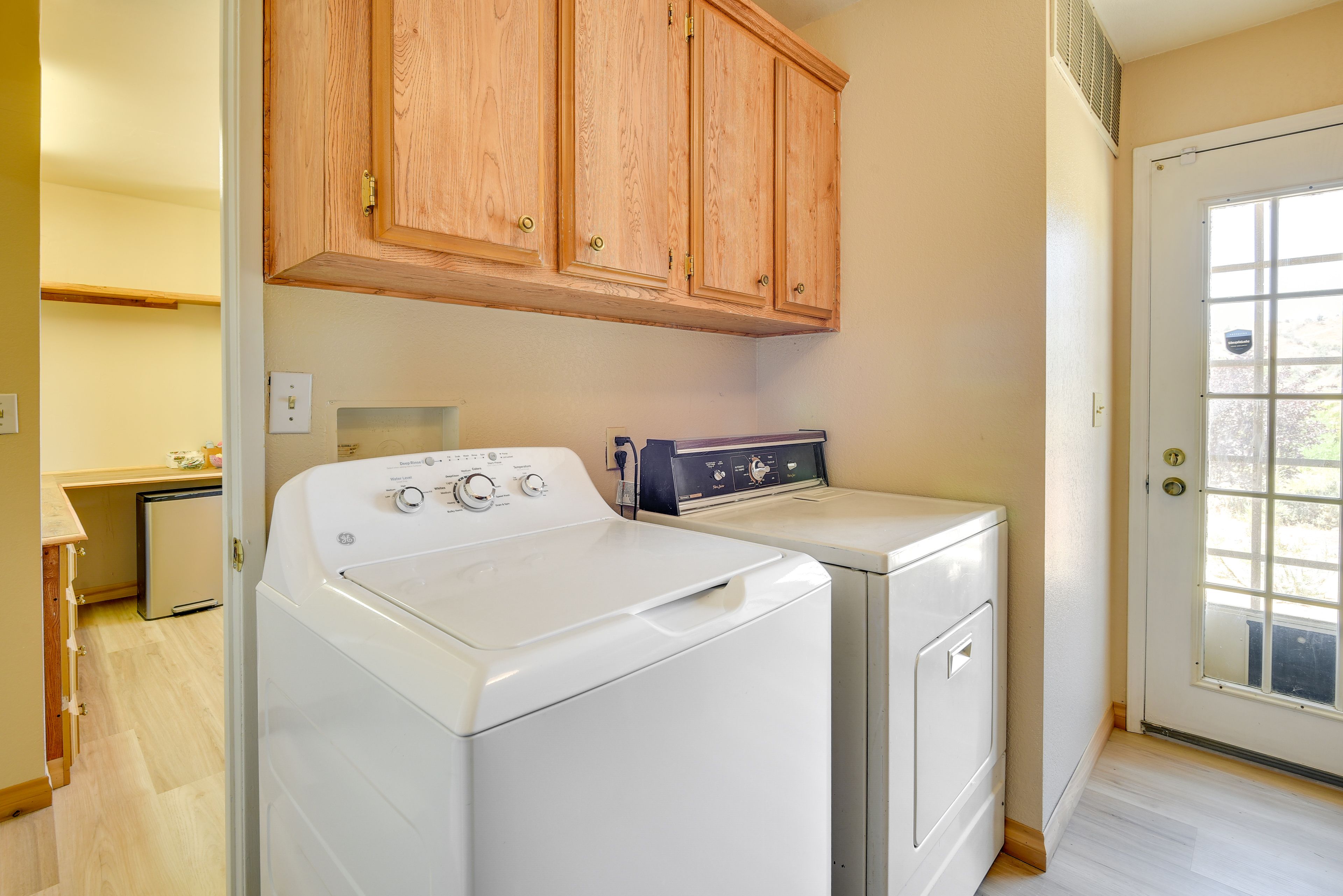 Washer + Dryer