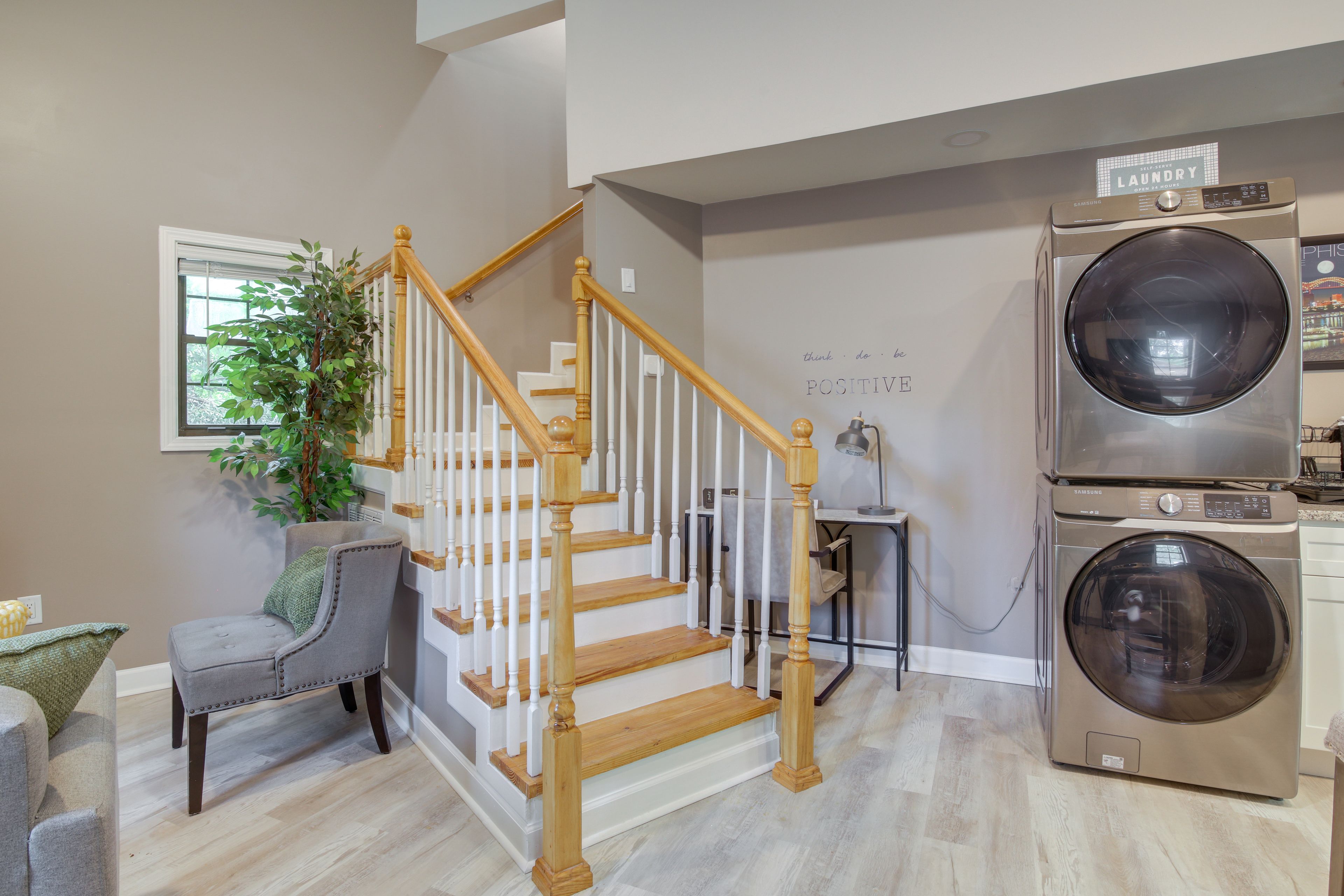 Washer & Dryer | Linens Provided