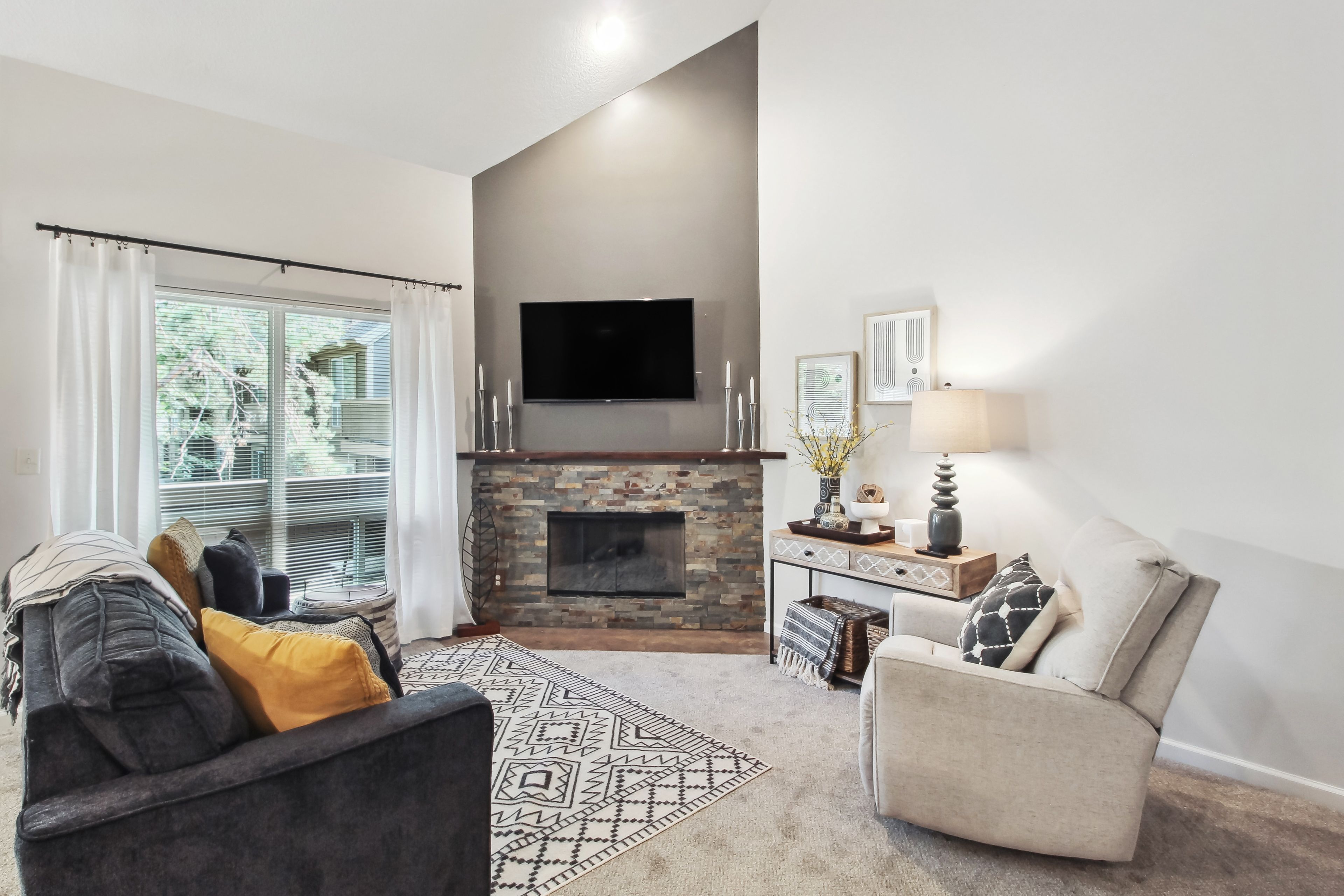 Overland Park Vacation Rental | 2BR | 2BA | Stairs to Access | 1,111 Sq Ft