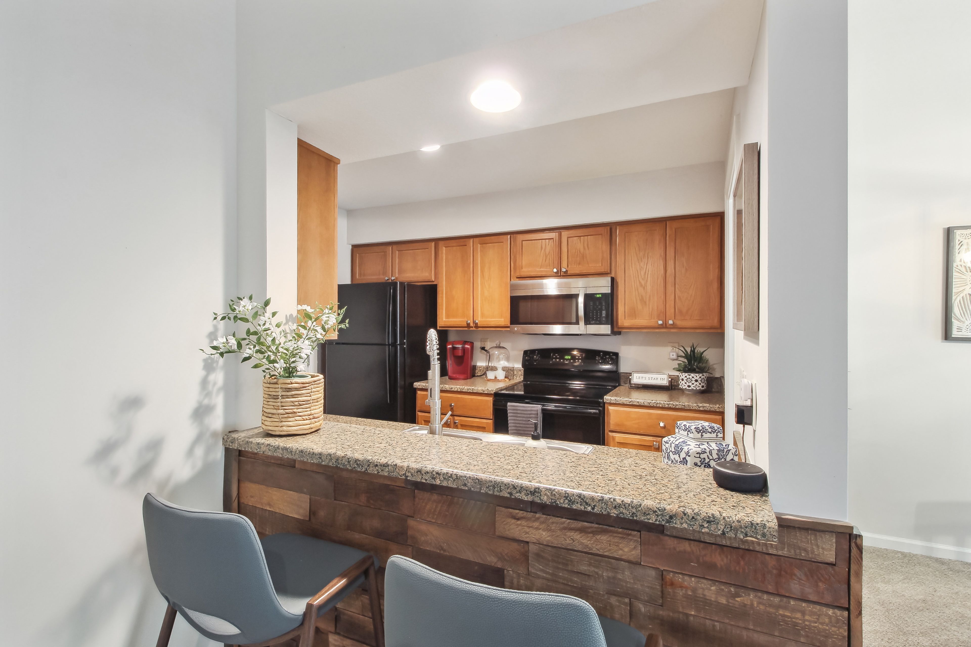 Kitchen | Breakfast Bar | Basic Cooking Essentials