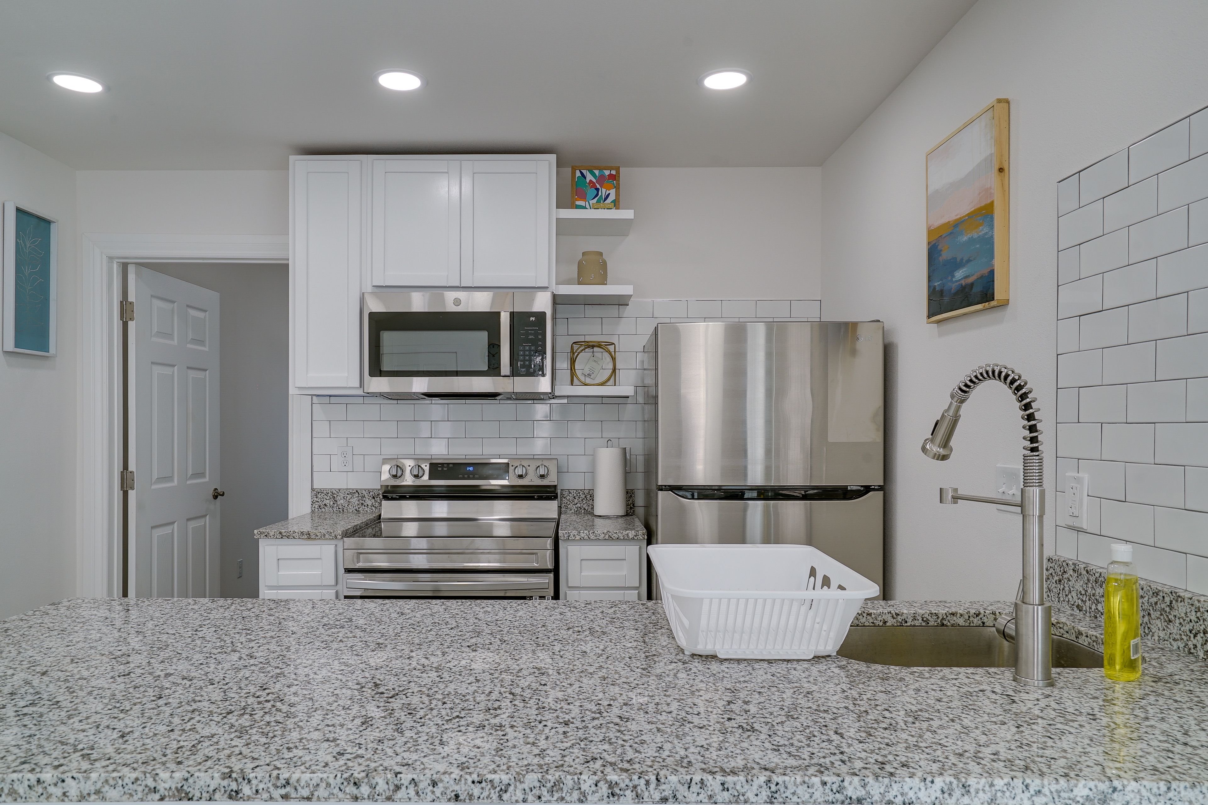 Kitchen | Main Level | Coffee Maker | Cooking Basics