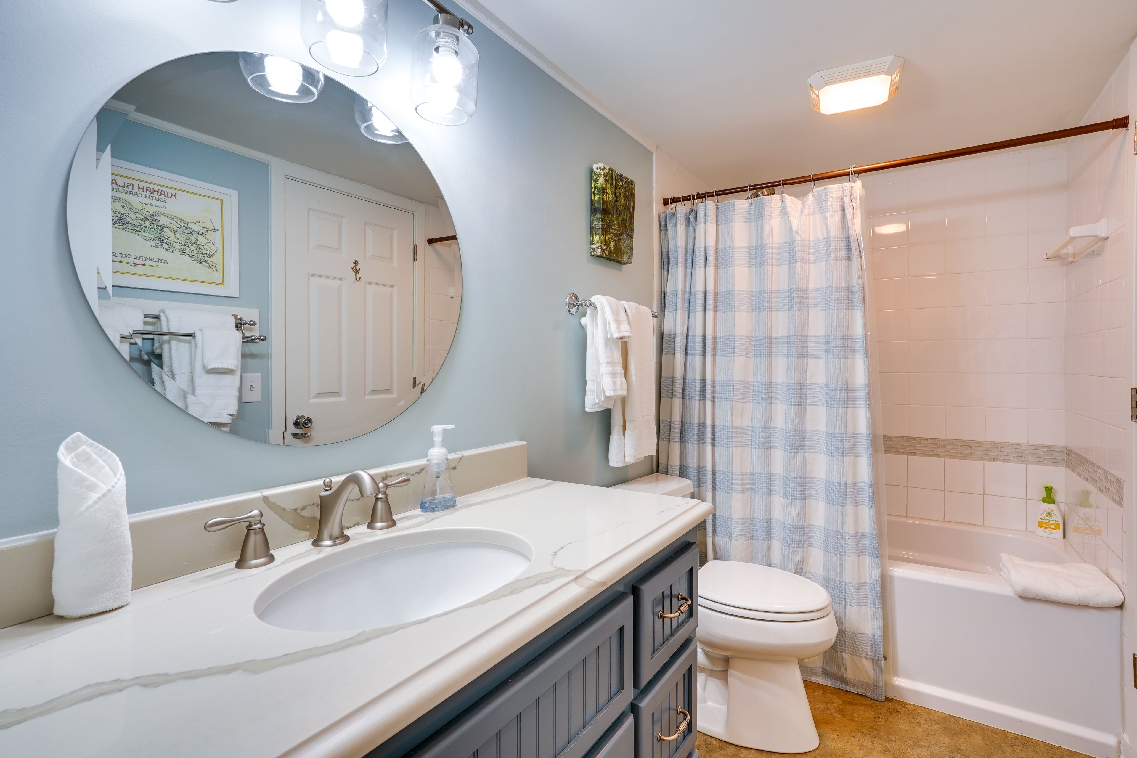 Full Bathroom