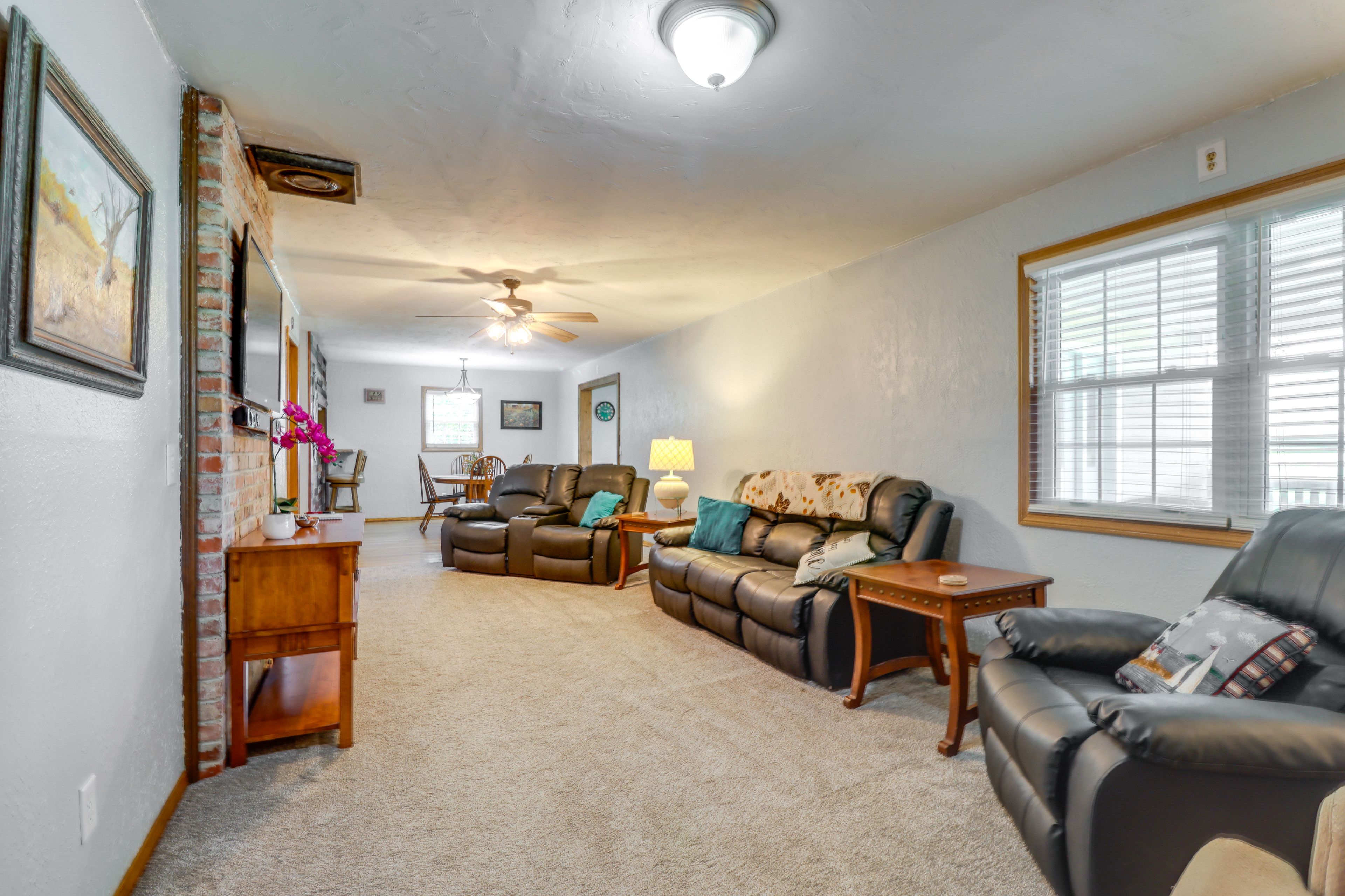 Living Room | Central A/C