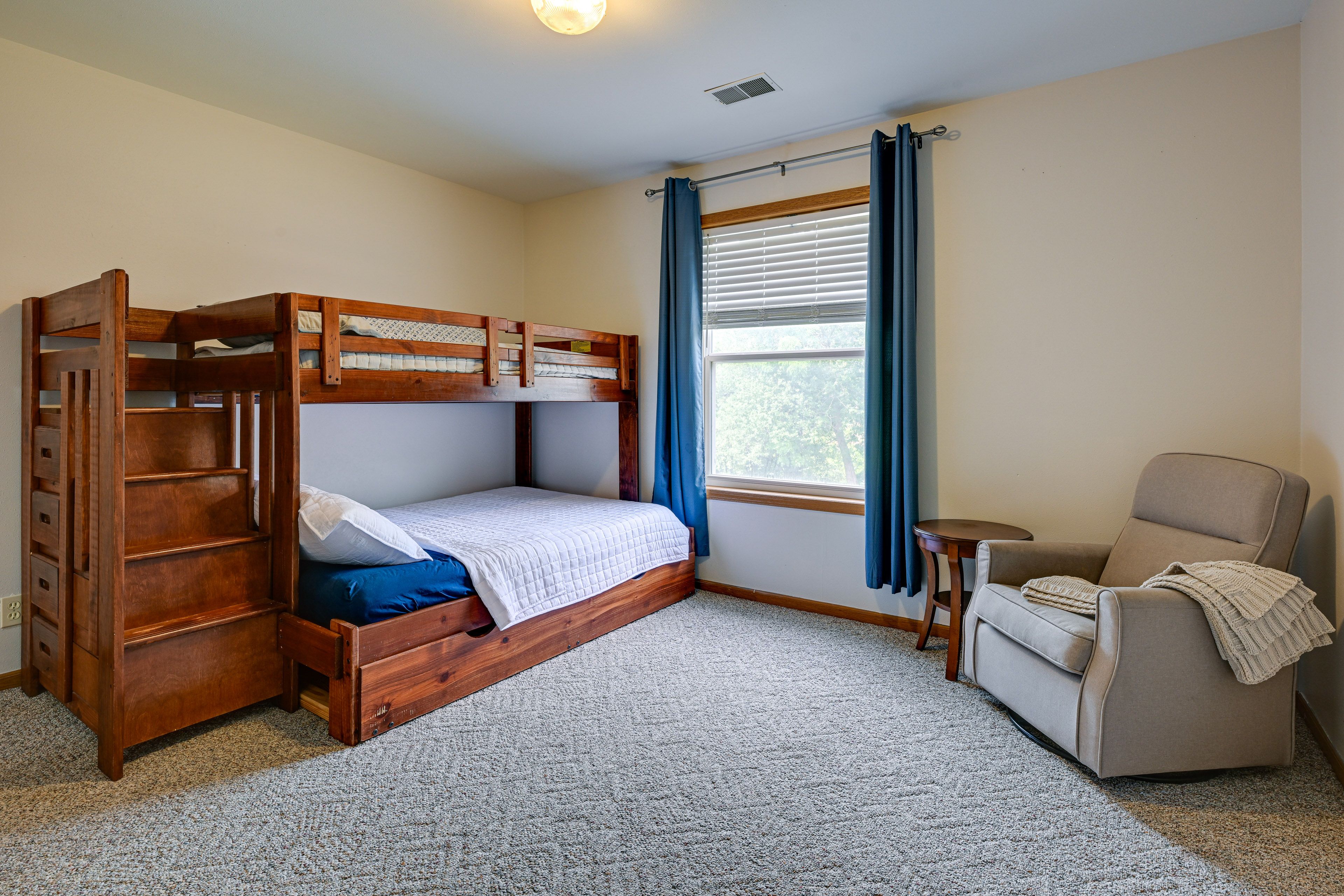 Bedroom 3 | Twin/Full Bunk Bed | 2nd Floor