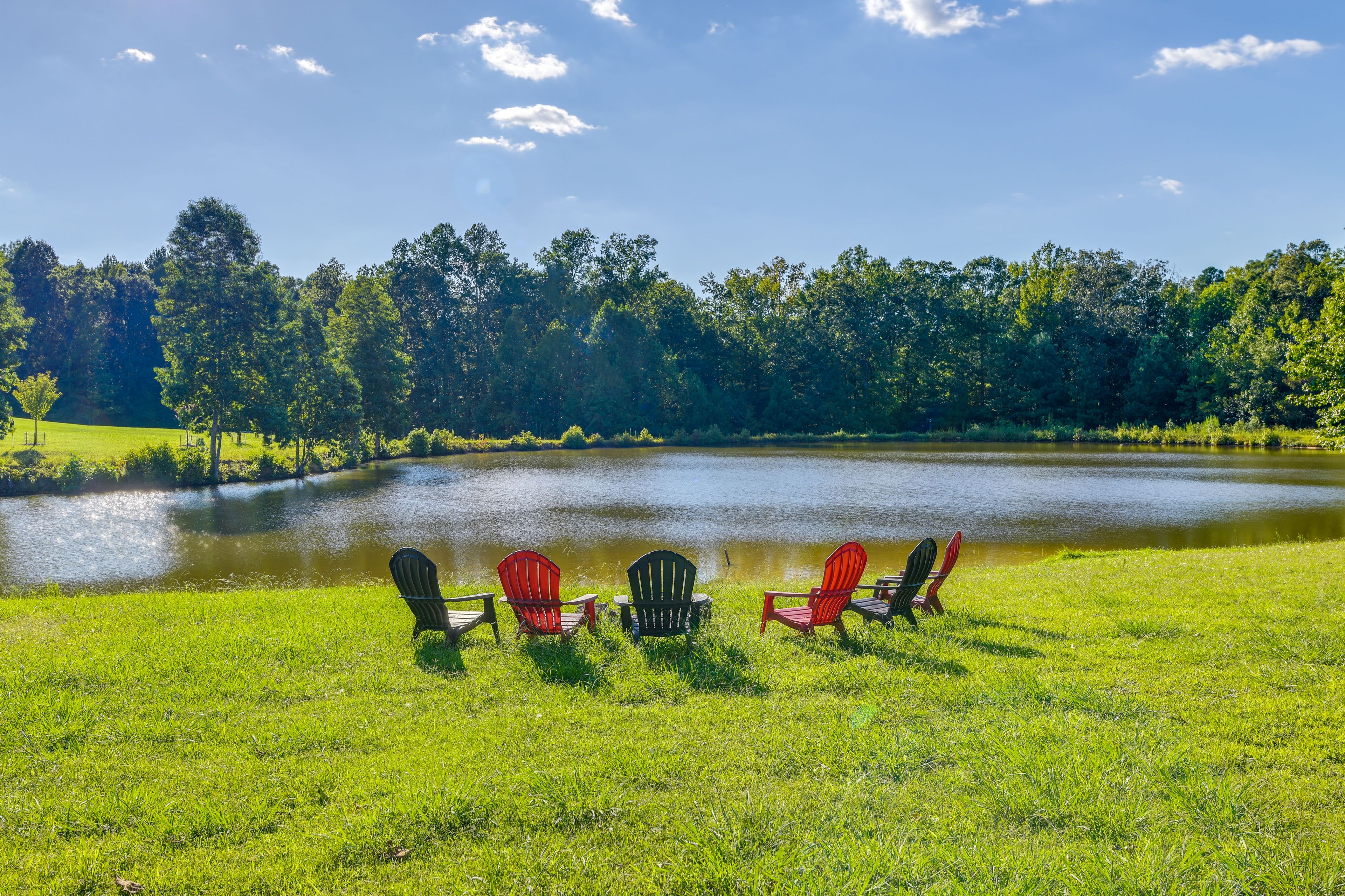 Private Yard | Pond On-Site
