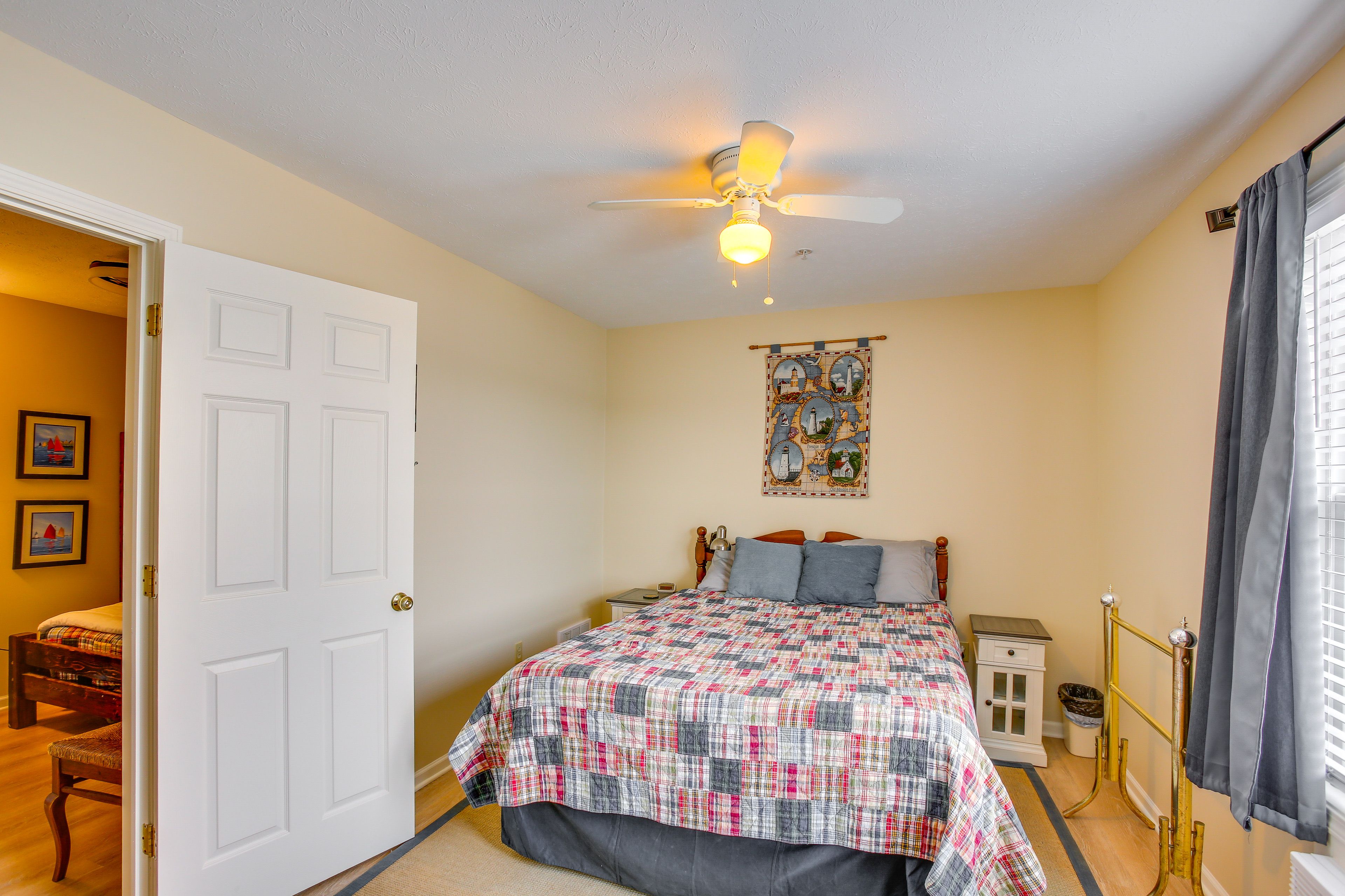 Bedroom 1 | Queen Bed | Linens Provided