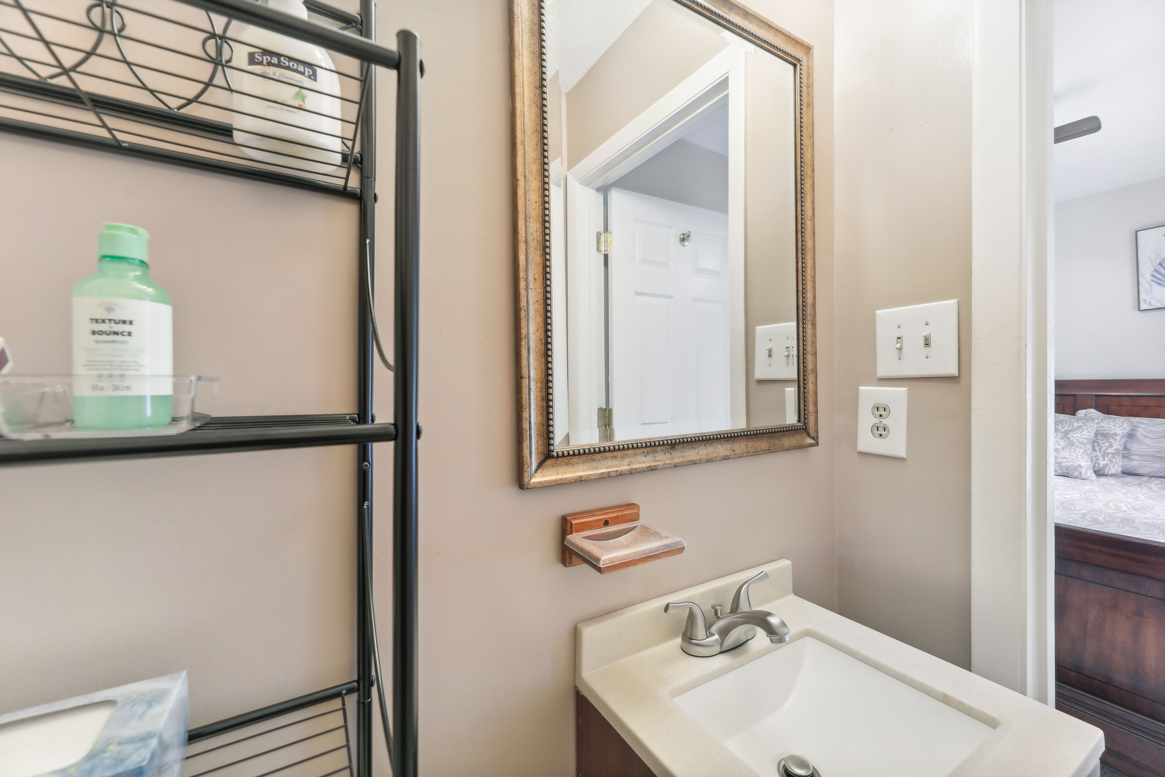 En-Suite Half Bathroom