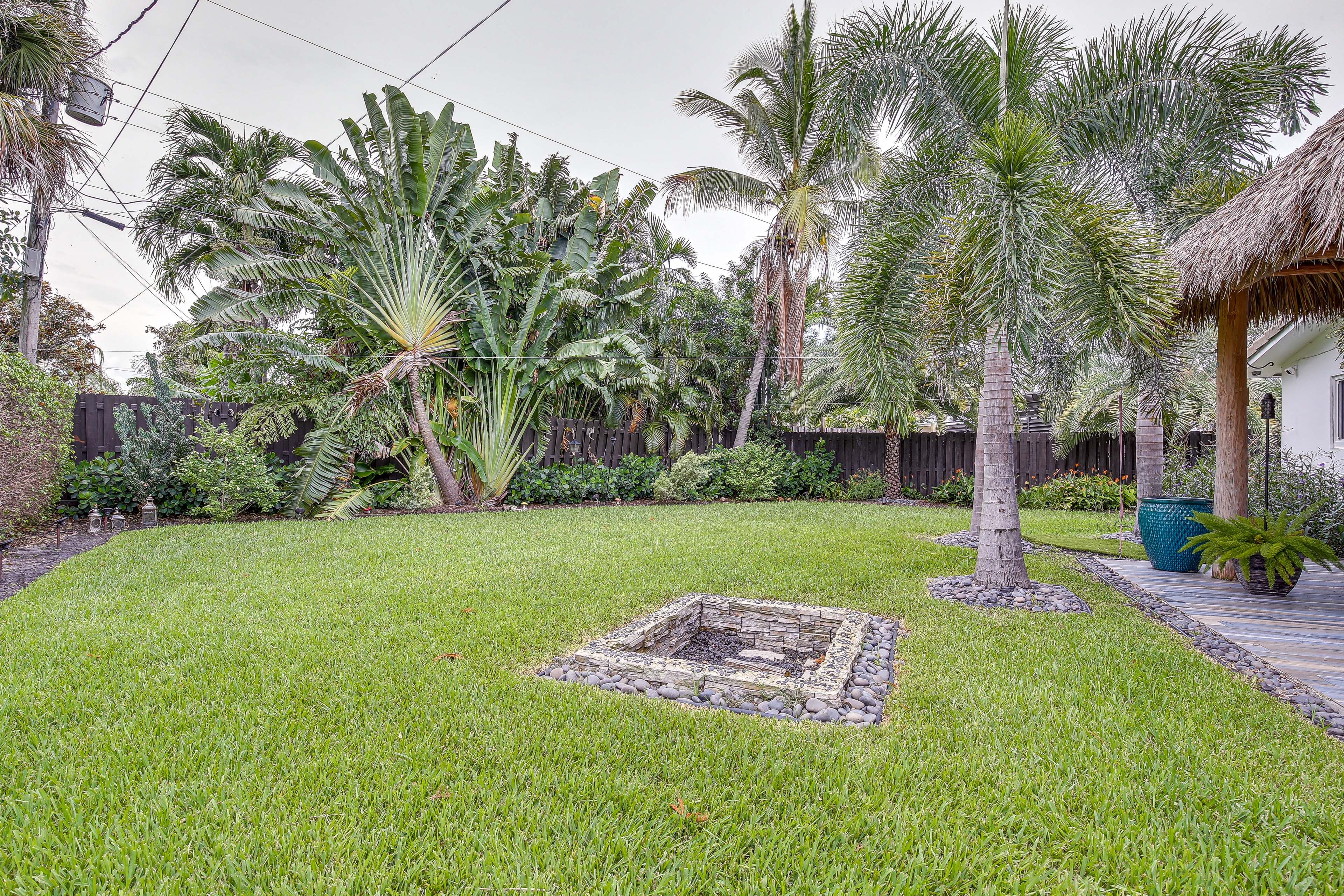Spacious Private Yard