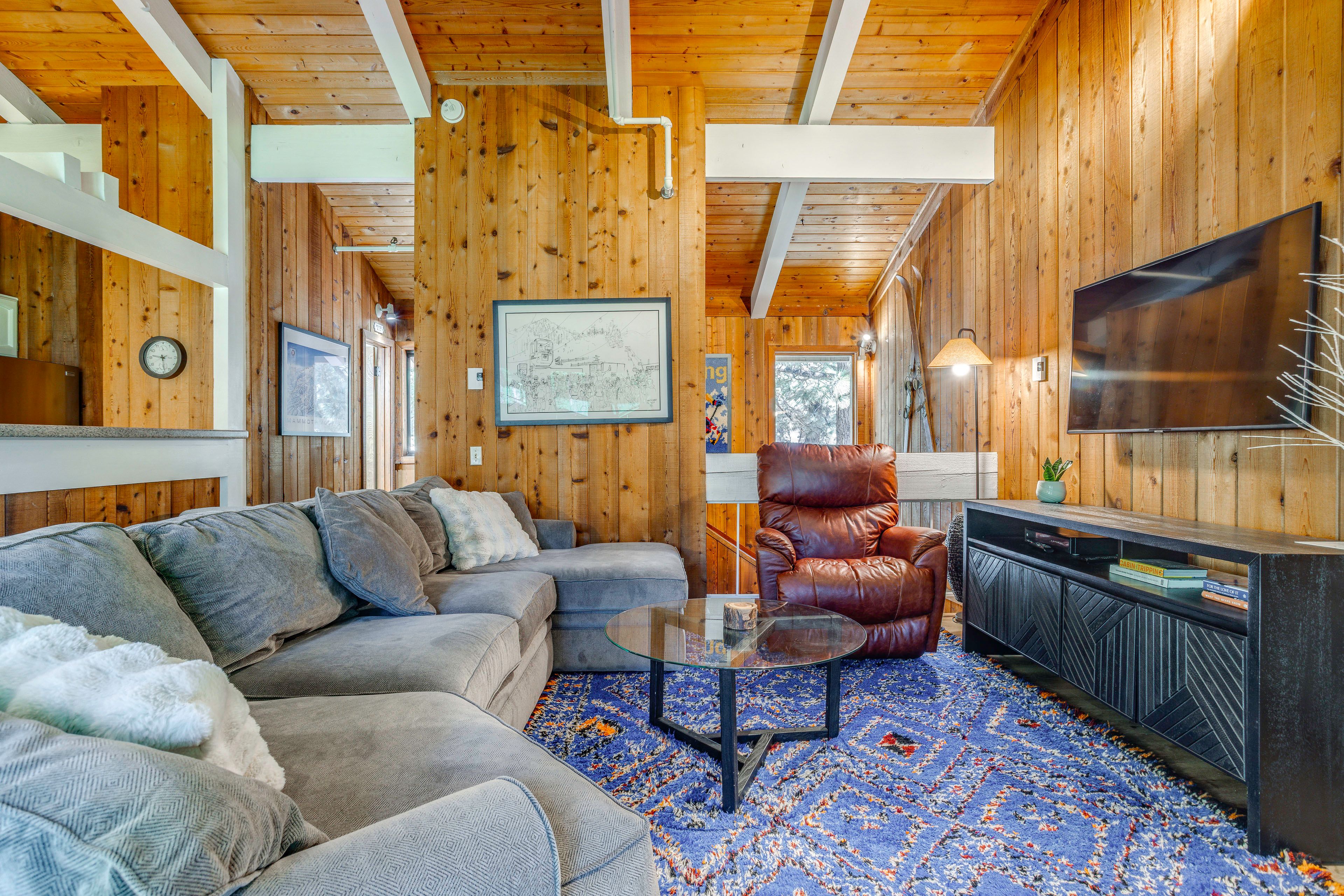 Living Room | Full Sleeper Sofa | Free WiFi | Wood-Burning Stove | 2nd Floor