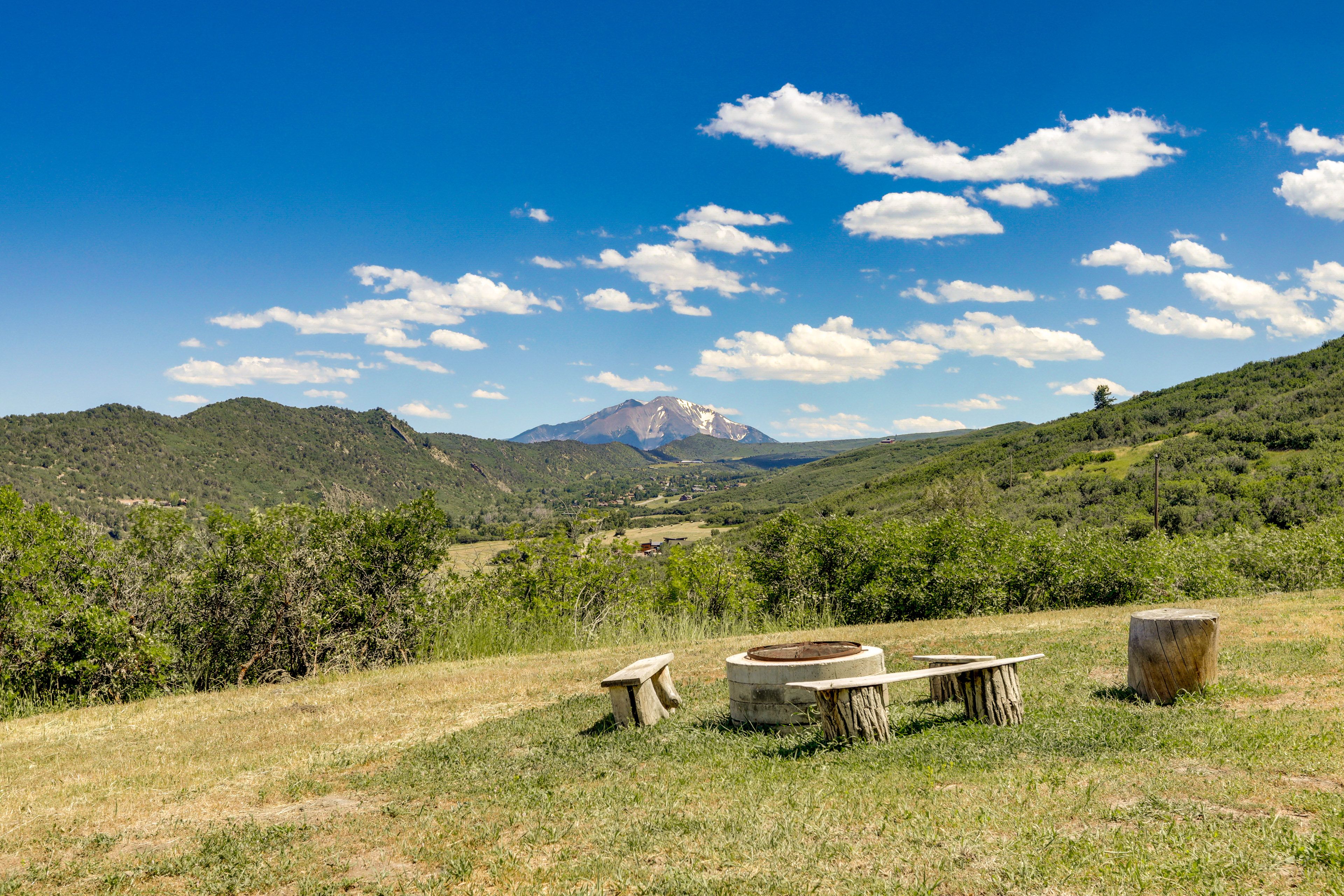 Glenwood Springs Vacation Rental | 3BR | 2BA | 2,500 Sq Ft | Steps Required