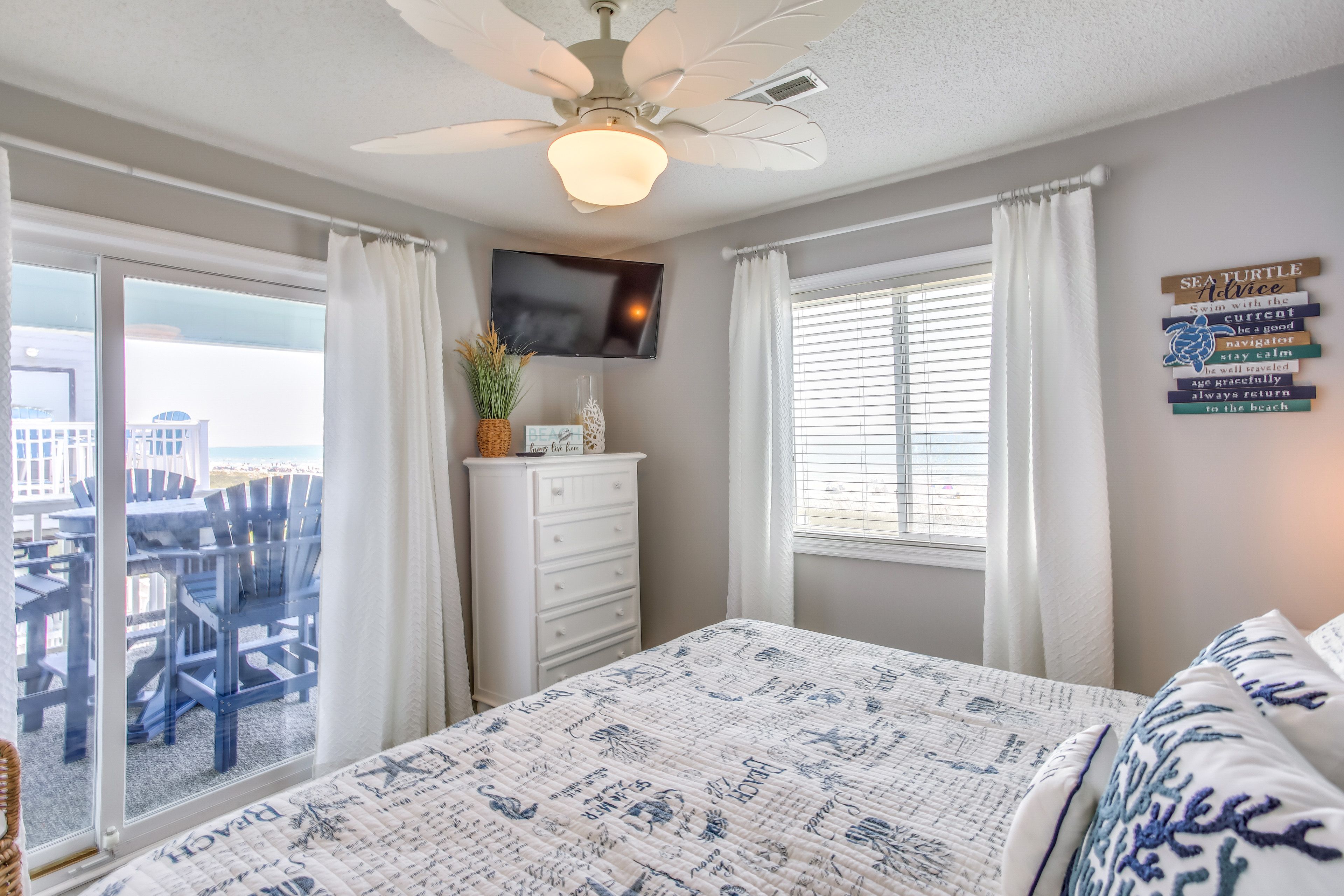 Bedroom 1 | King Bed | Linens Provided