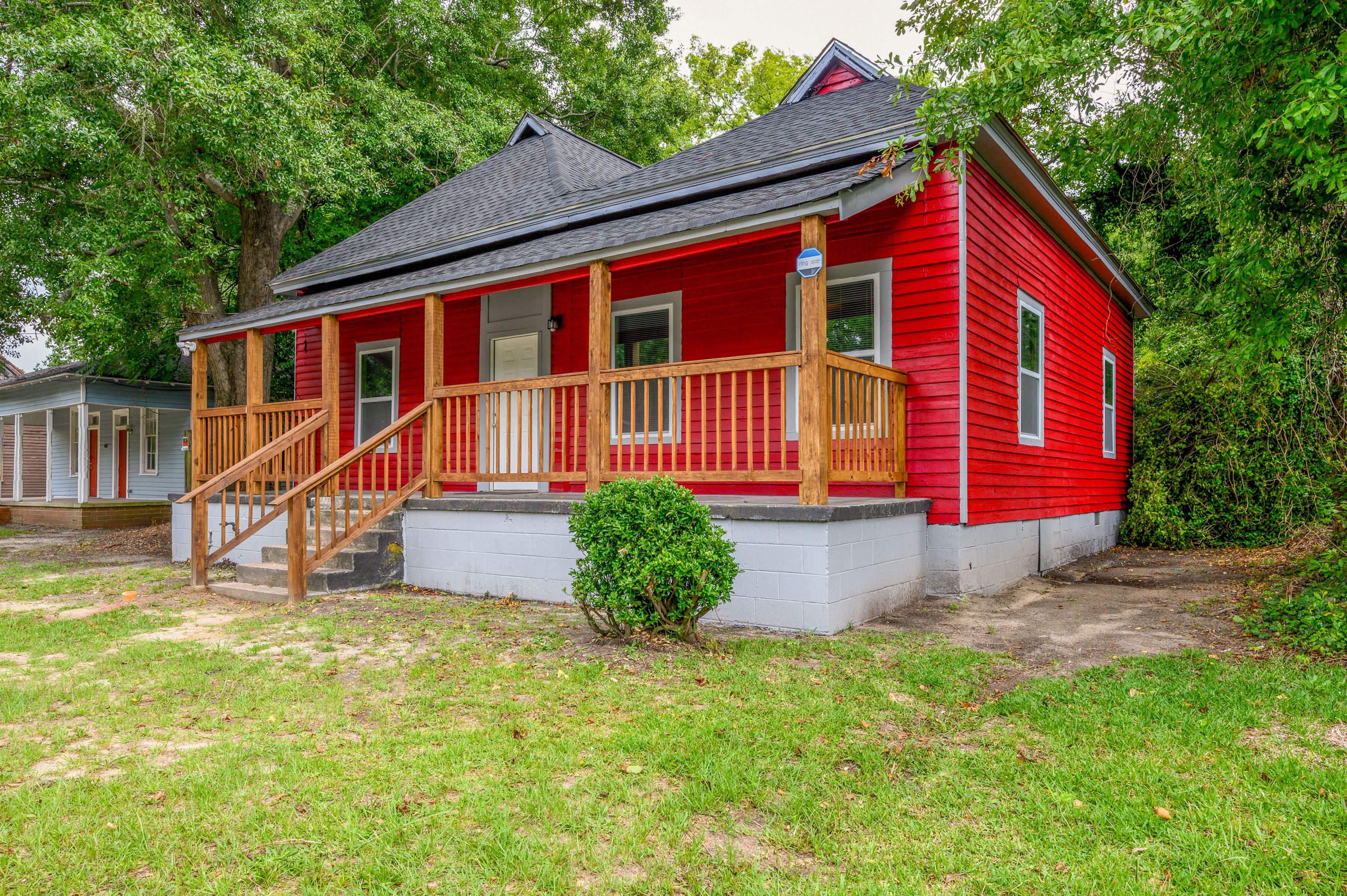 Macon Vacation Rental | 2BR | 2BA | Stairs Required for Access | 1,263 Sq Ft