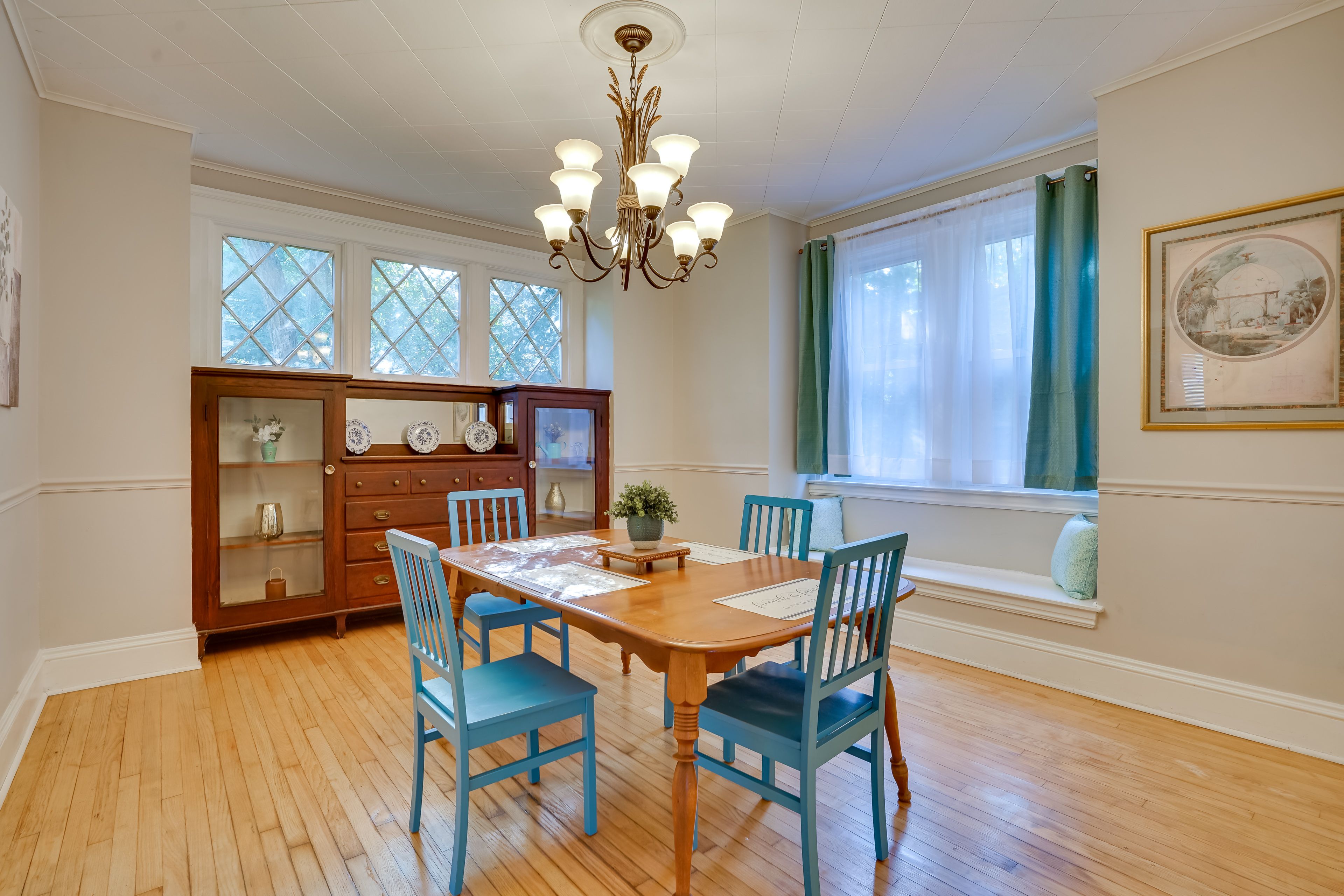 Dining Room | 1st Floor