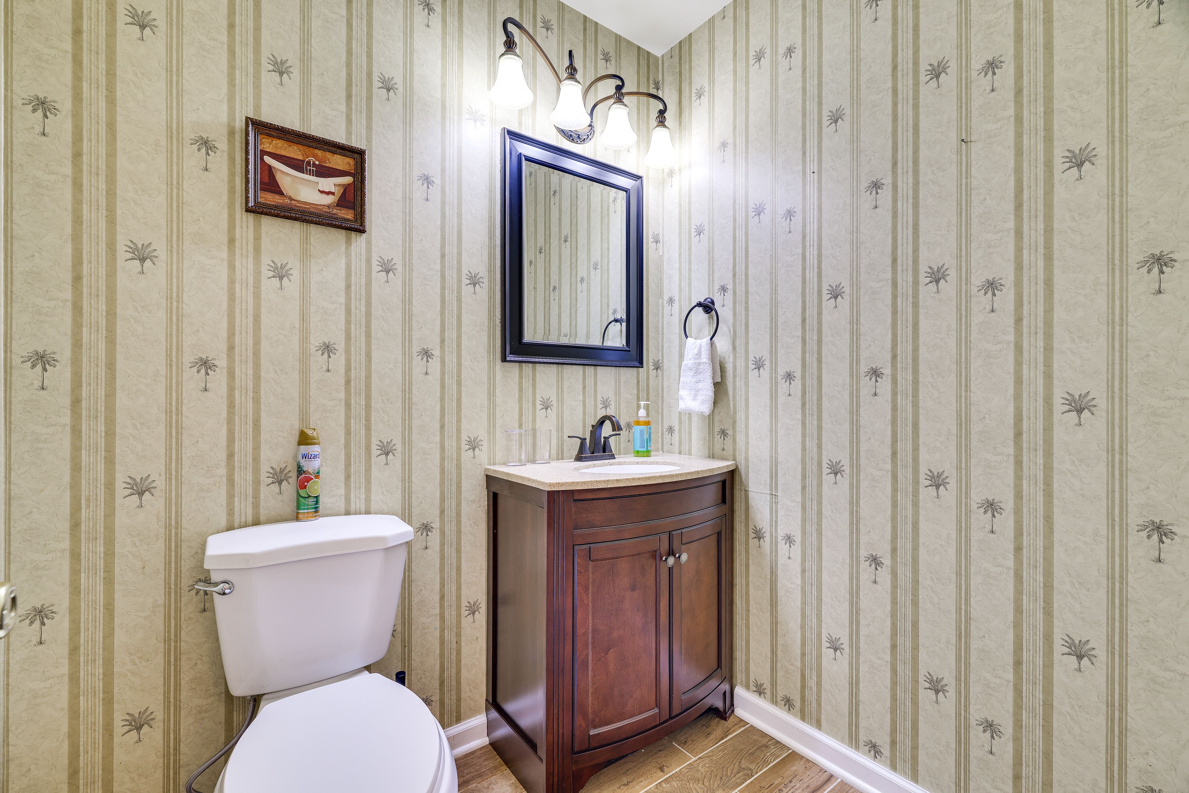 Half Bathroom | 1st Floor