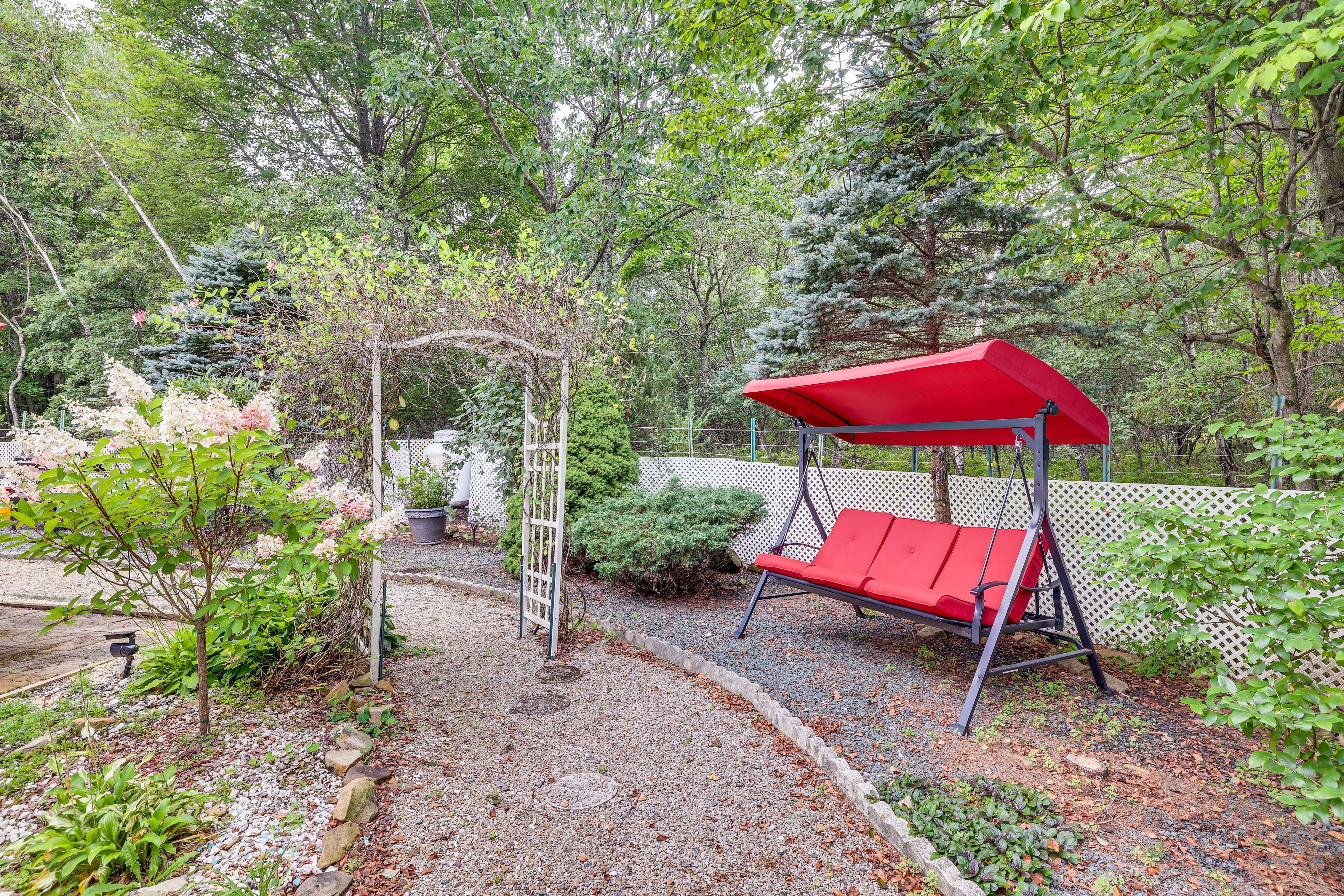 House Exterior | Private Yard