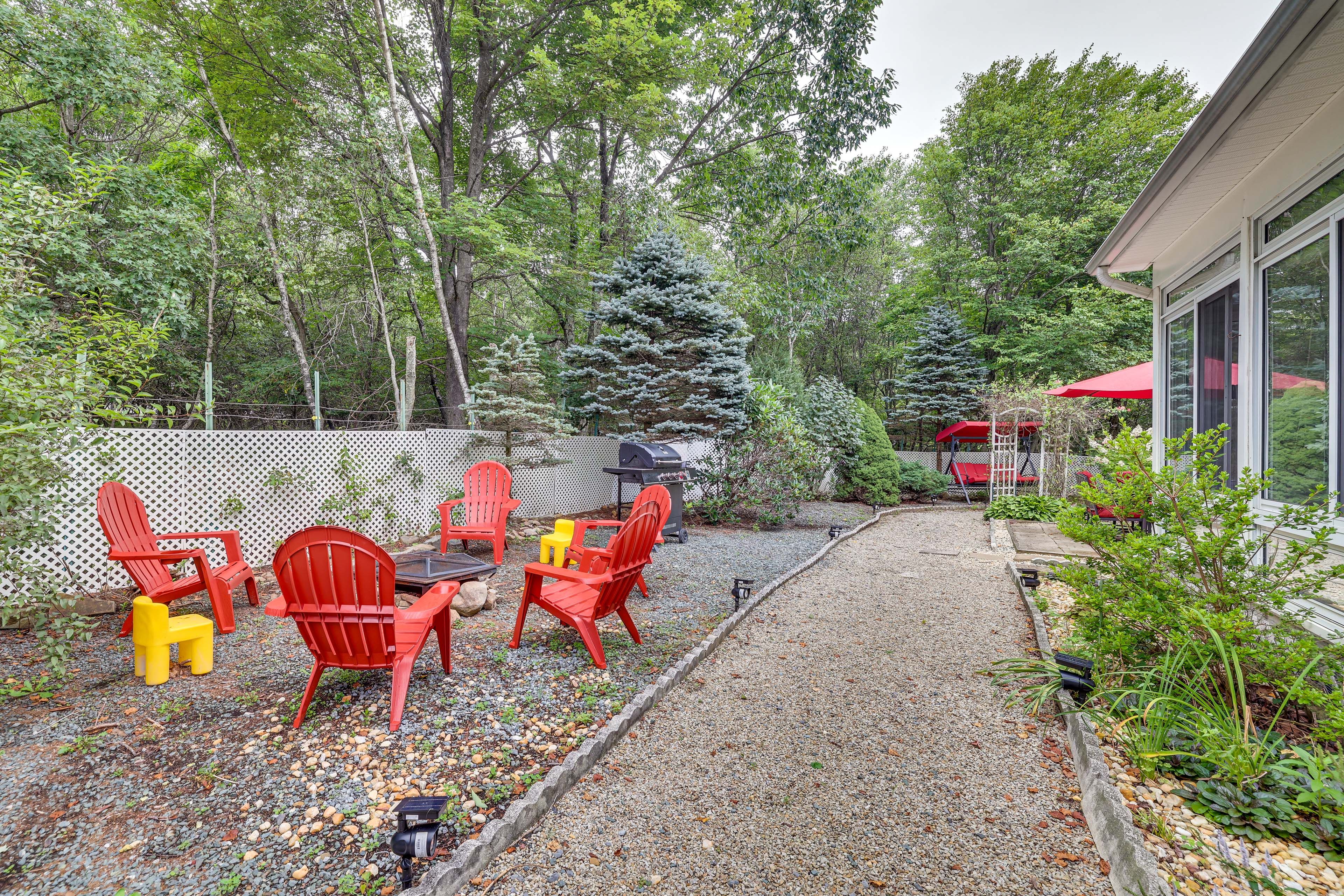 House Exterior | Wood-Burning Fire Pit | Gas Grill