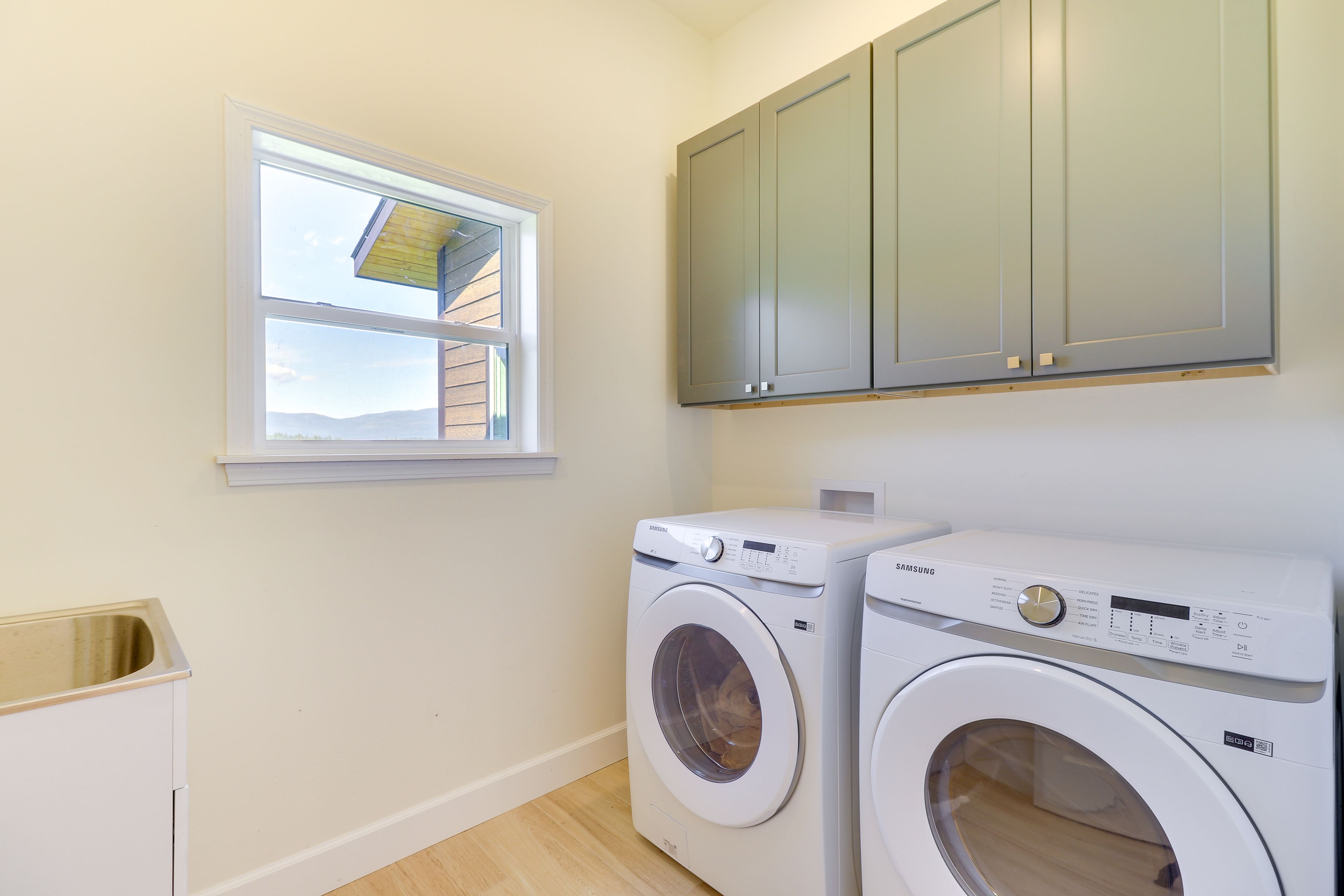 Washer & Dryer | Main Level | Linens Provided