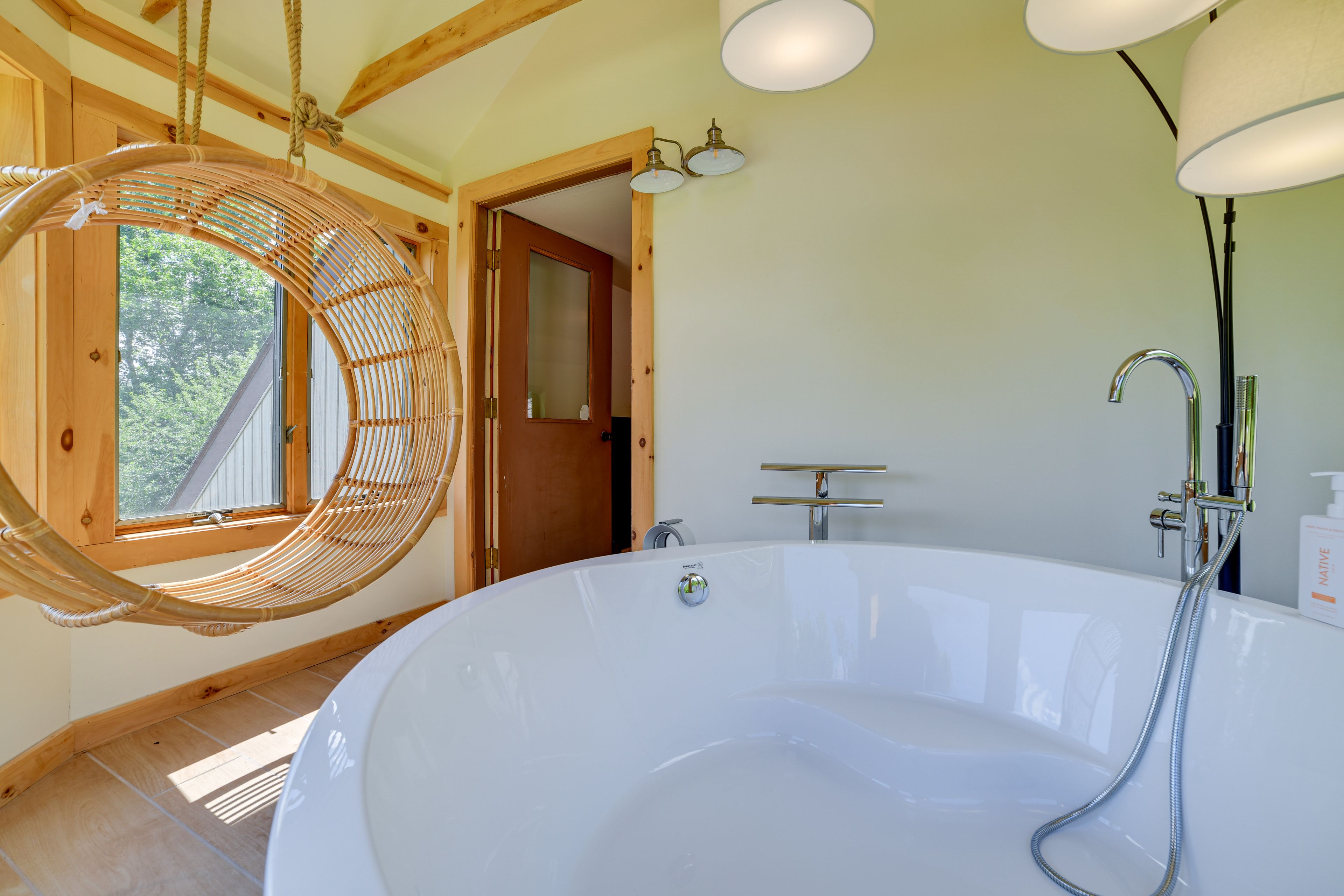 Loft Spa Room | Soaking Tub