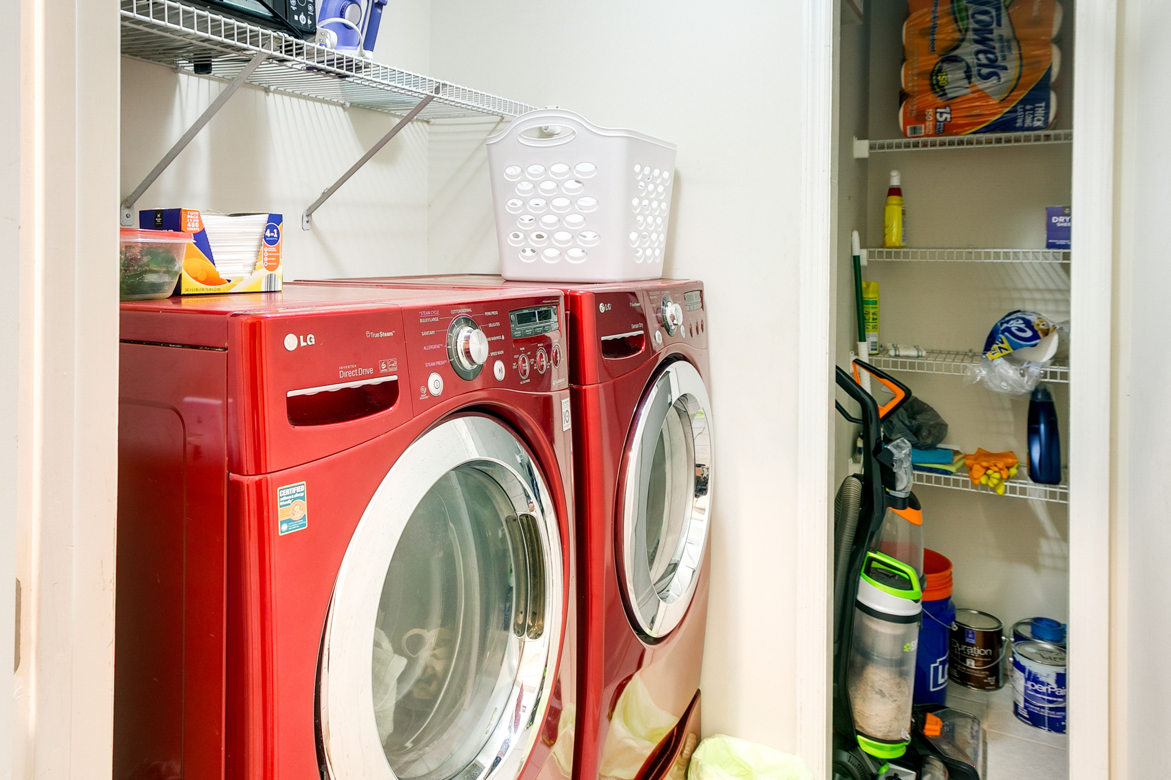 Laundry | Detergent Provided