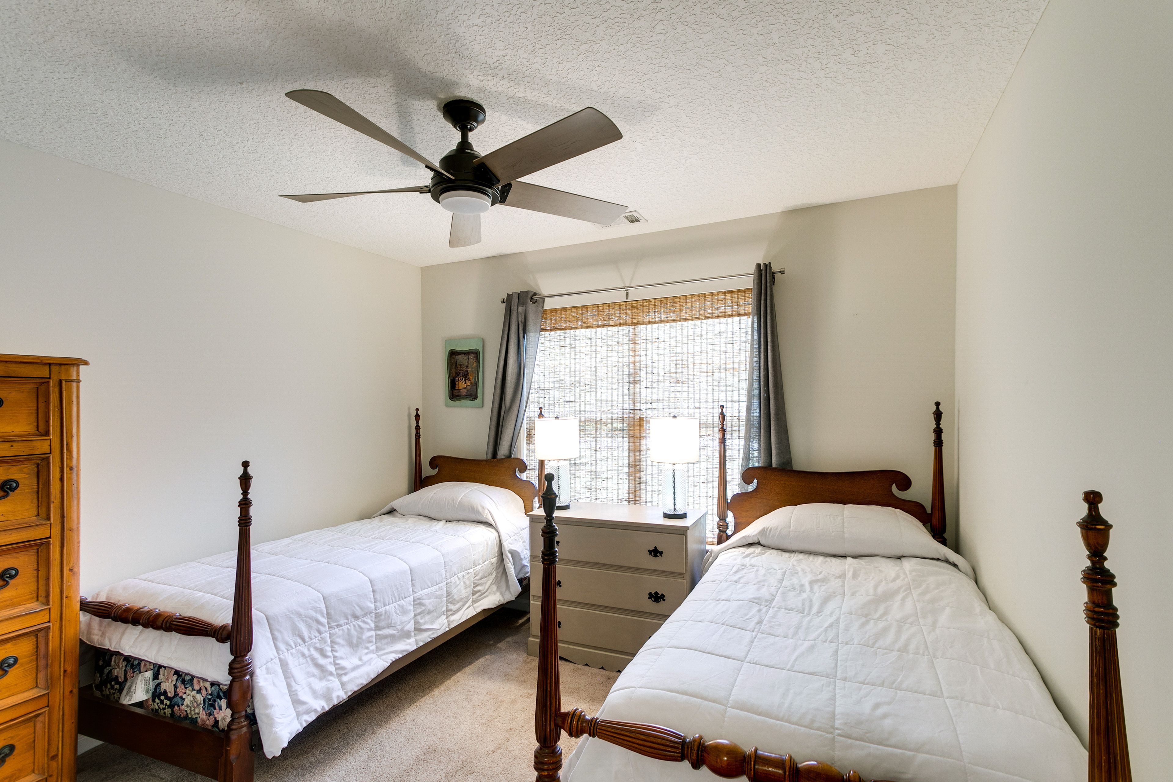 Bedroom 3 | 2 Twin Beds