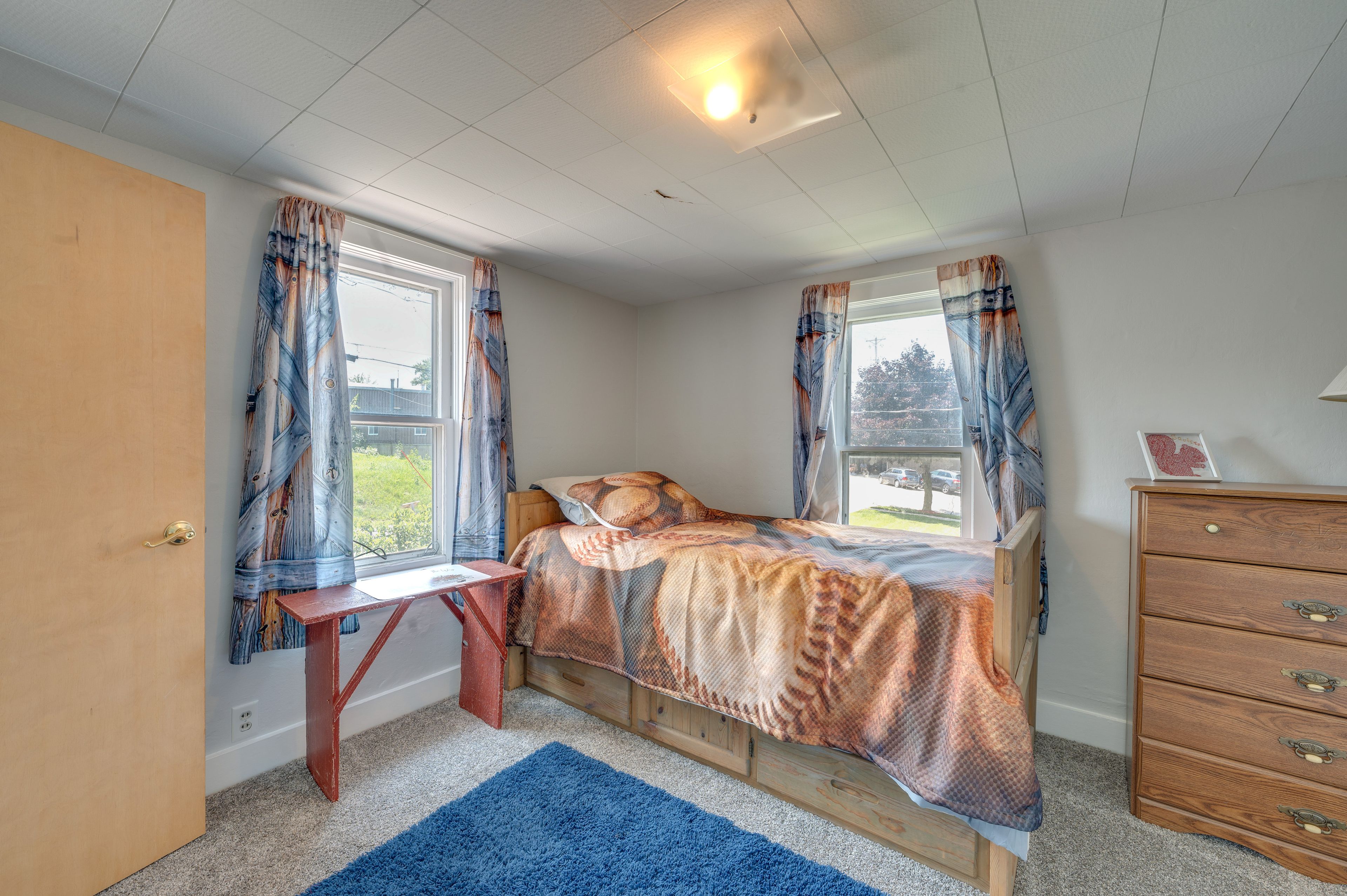 Bedroom 3 | 2nd Floor | Twin Bed