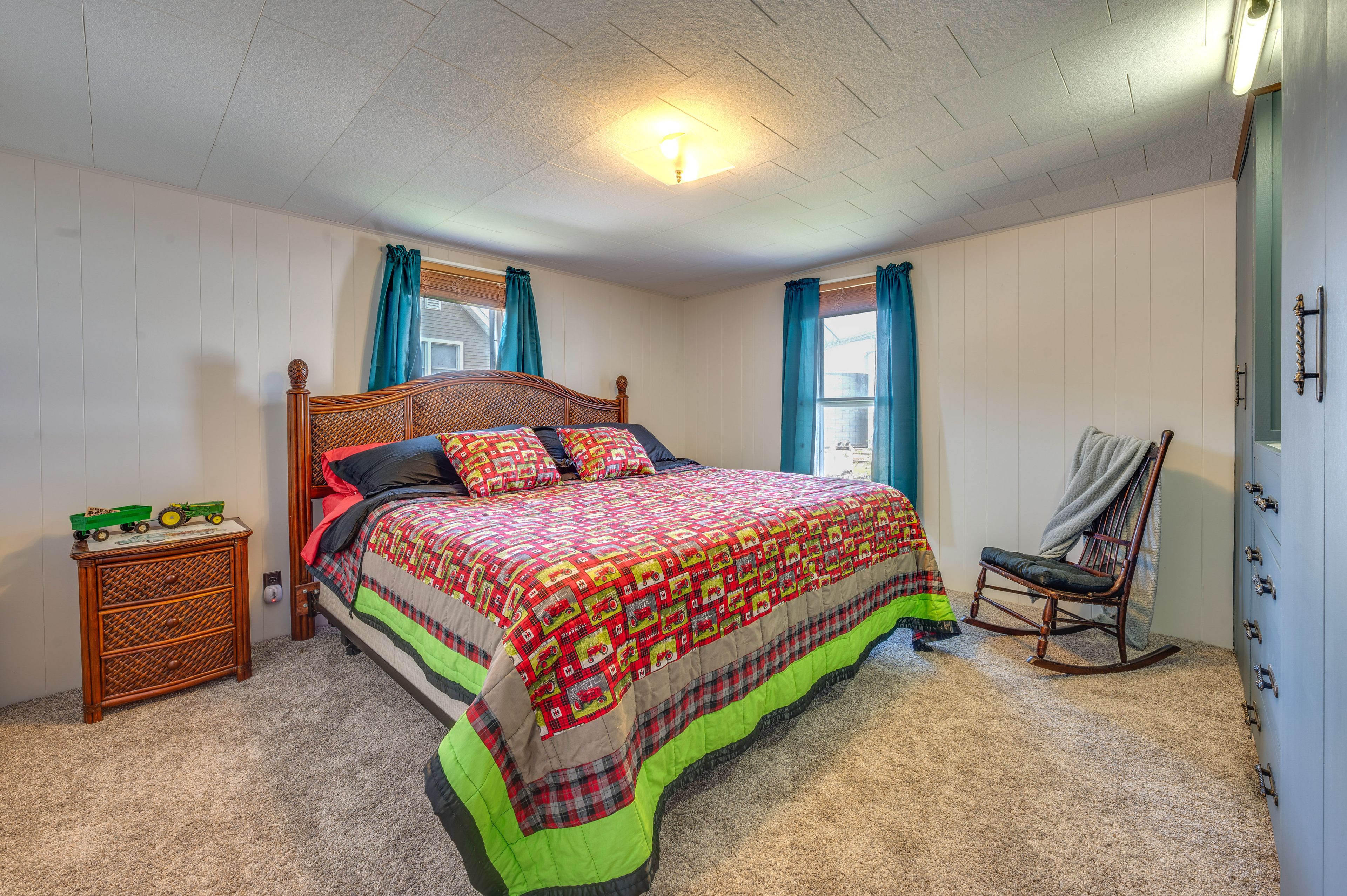 Bedroom 1 | 2nd Floor | King Bed | Linens Provided