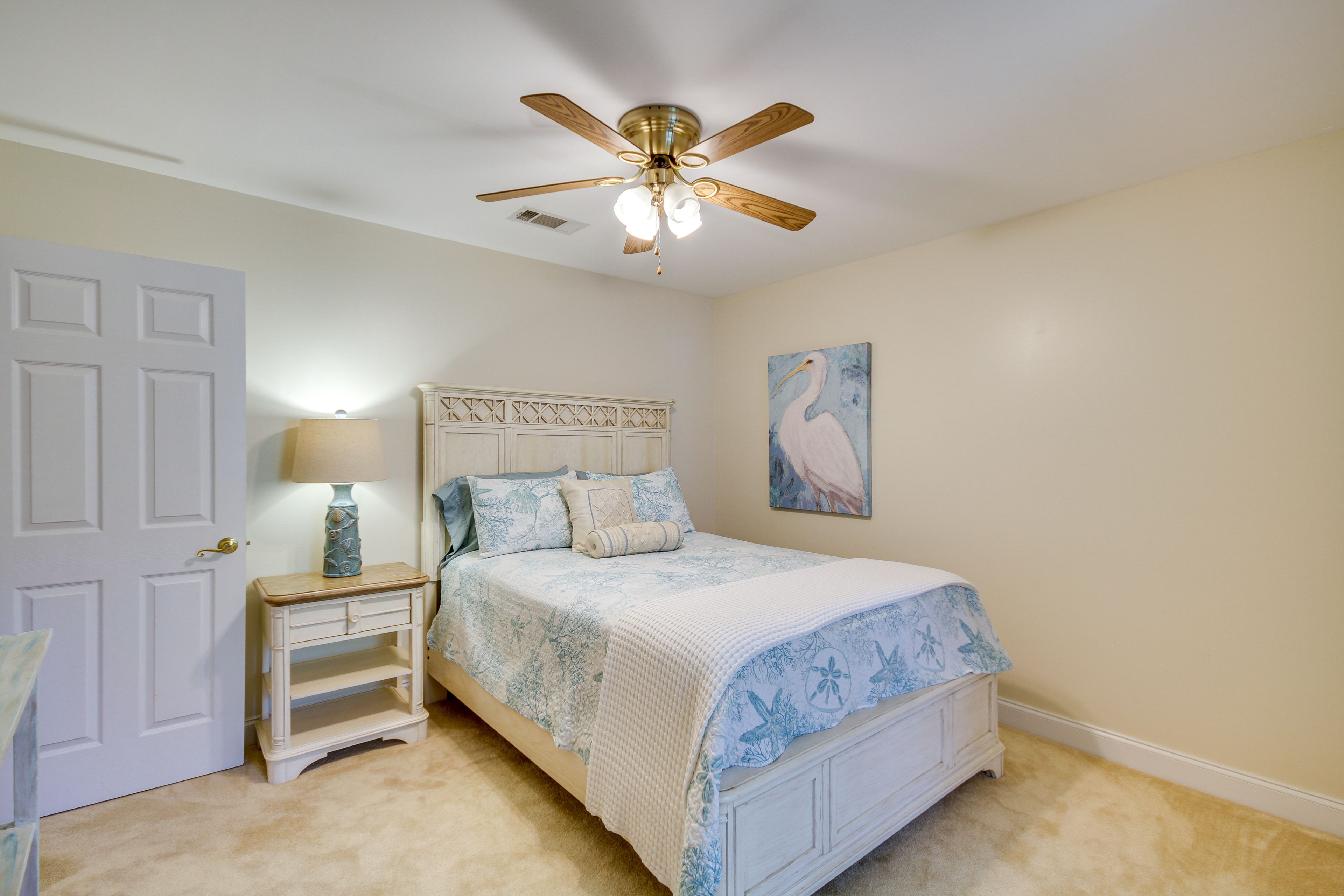 Bedroom 4 | 2nd Floor | Queen Bed