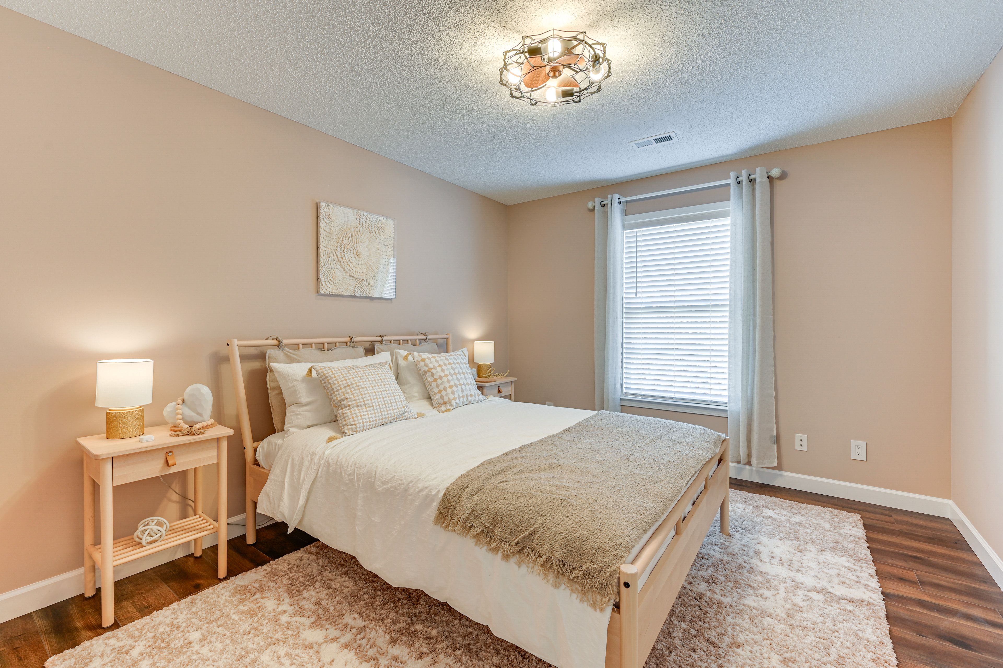 Bedroom 2 | Queen Bed | Linens Provided