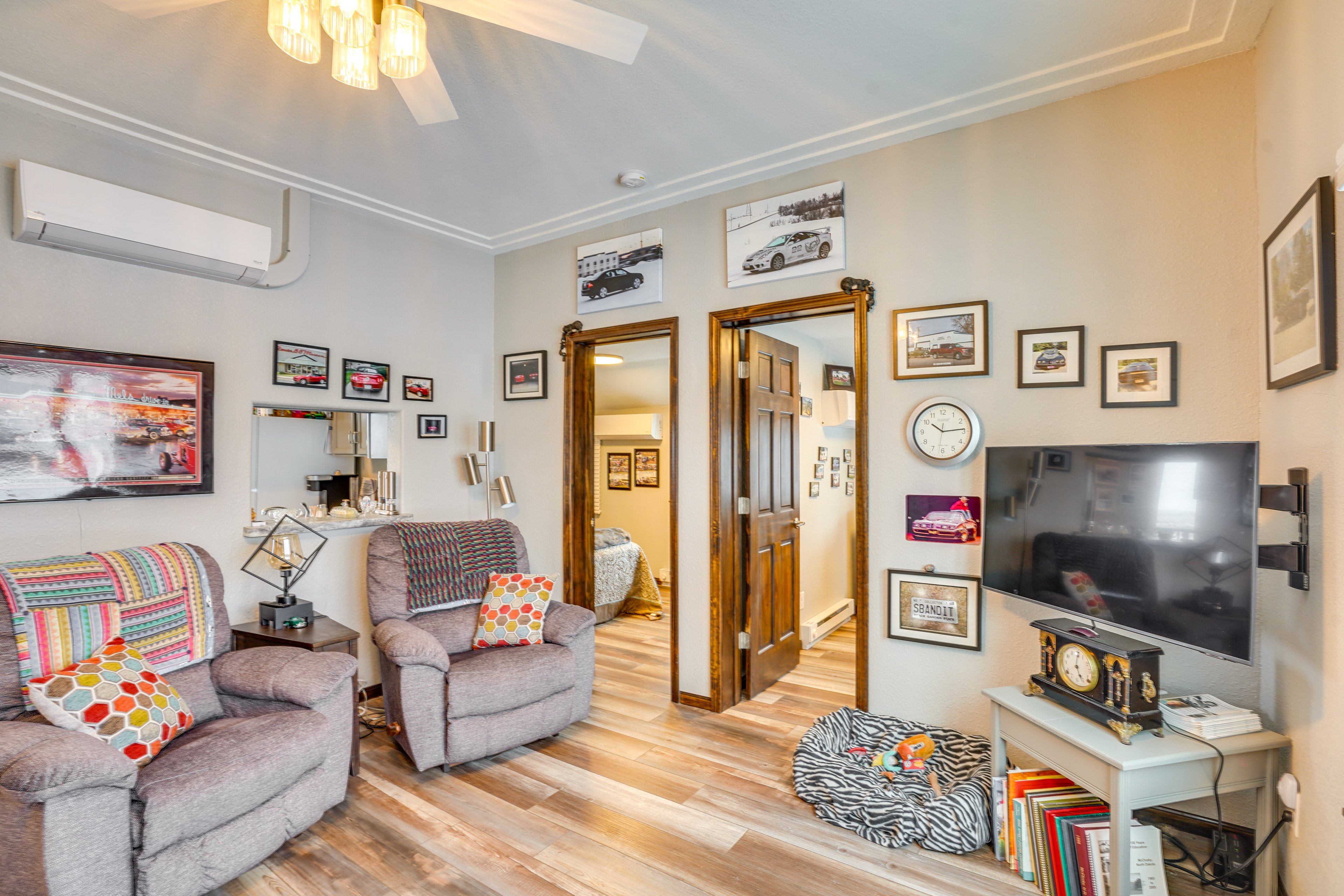 McClusky Vacation Rental | 2BR | 2BA | 700 Sq Ft | 2 Steps to Enter