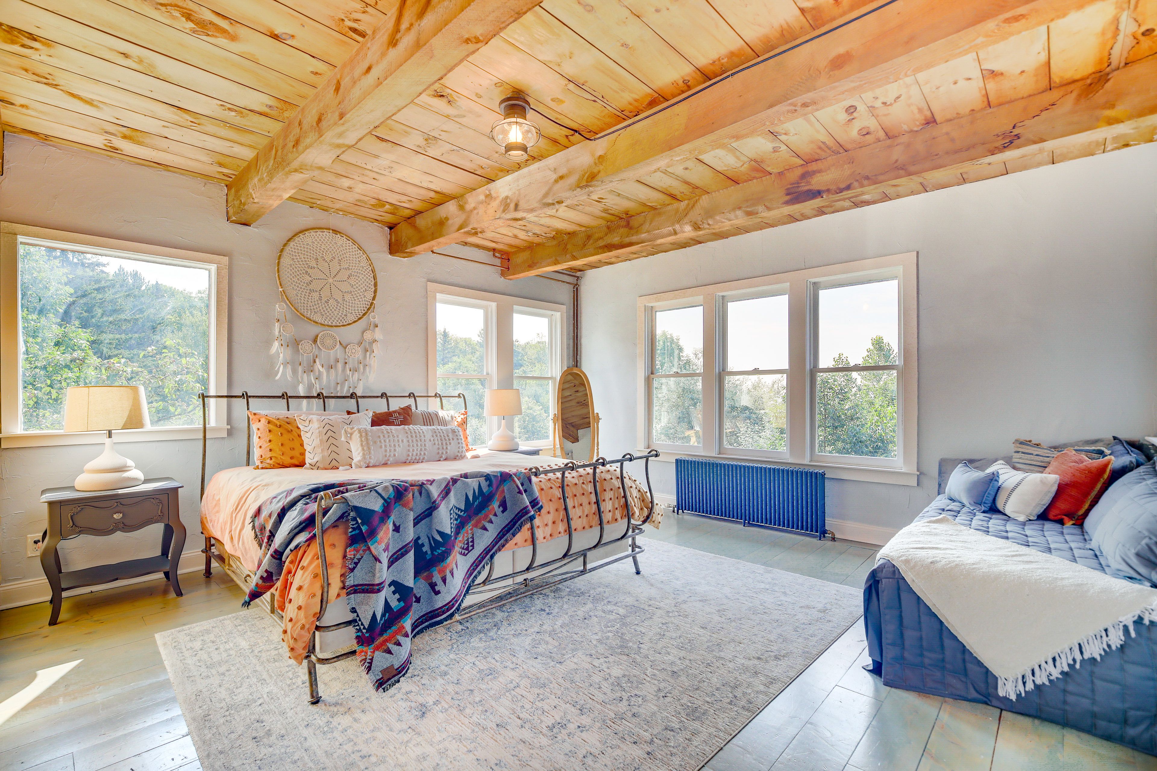 Bedroom 4 | King Bed | Twin Daybed
