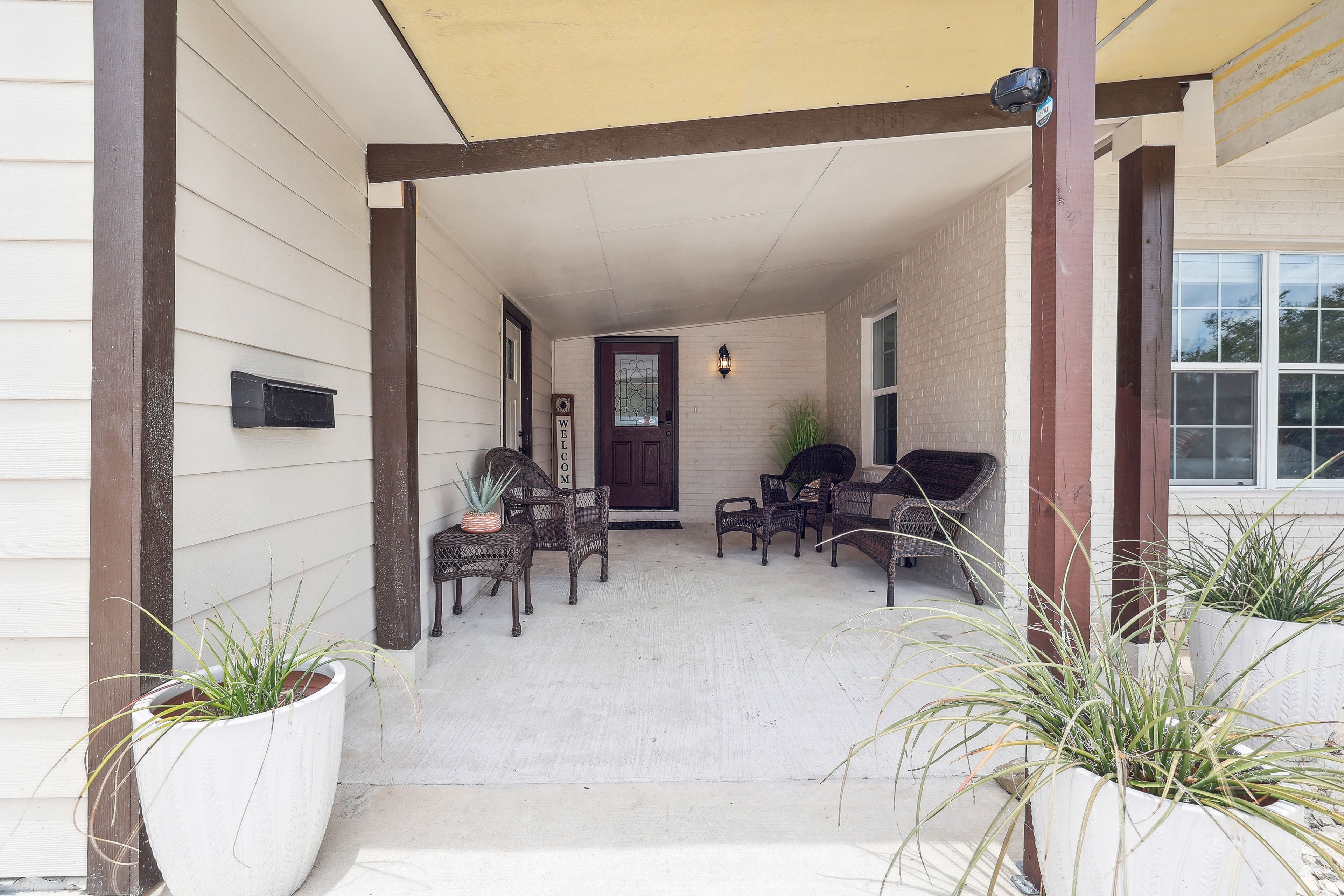 Entrance | Keyless Entry