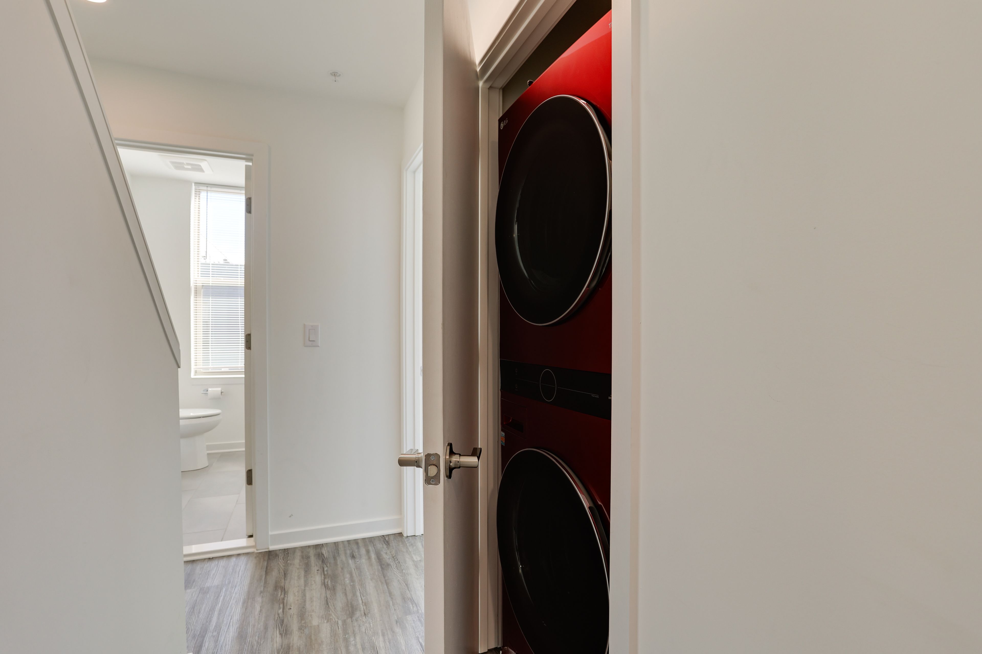 Washer + Dryer