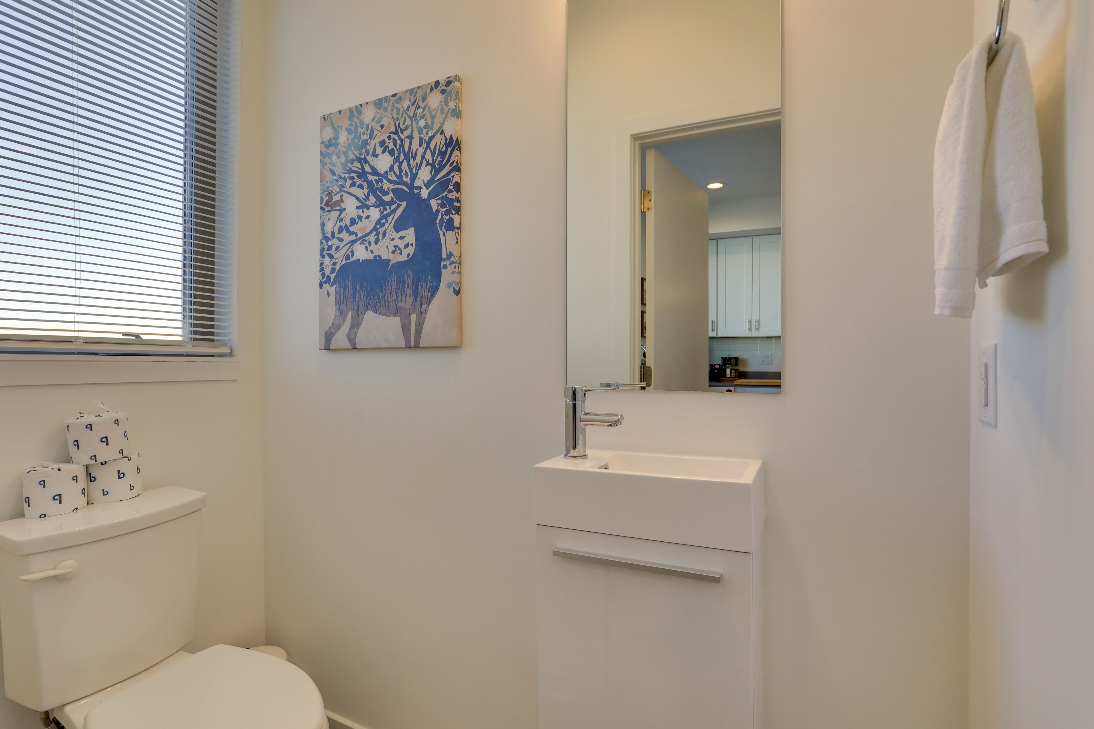Half Bathroom | 2nd Floor
