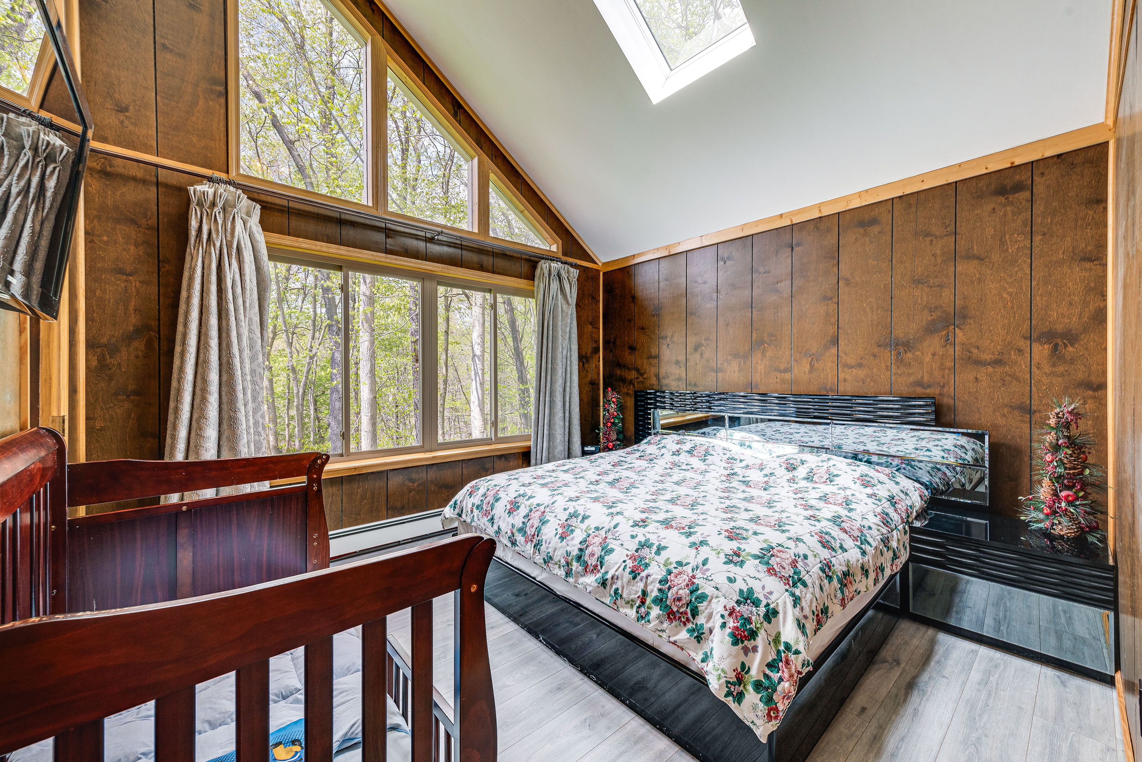 Bedroom 1 | 2nd Floor | King Bed