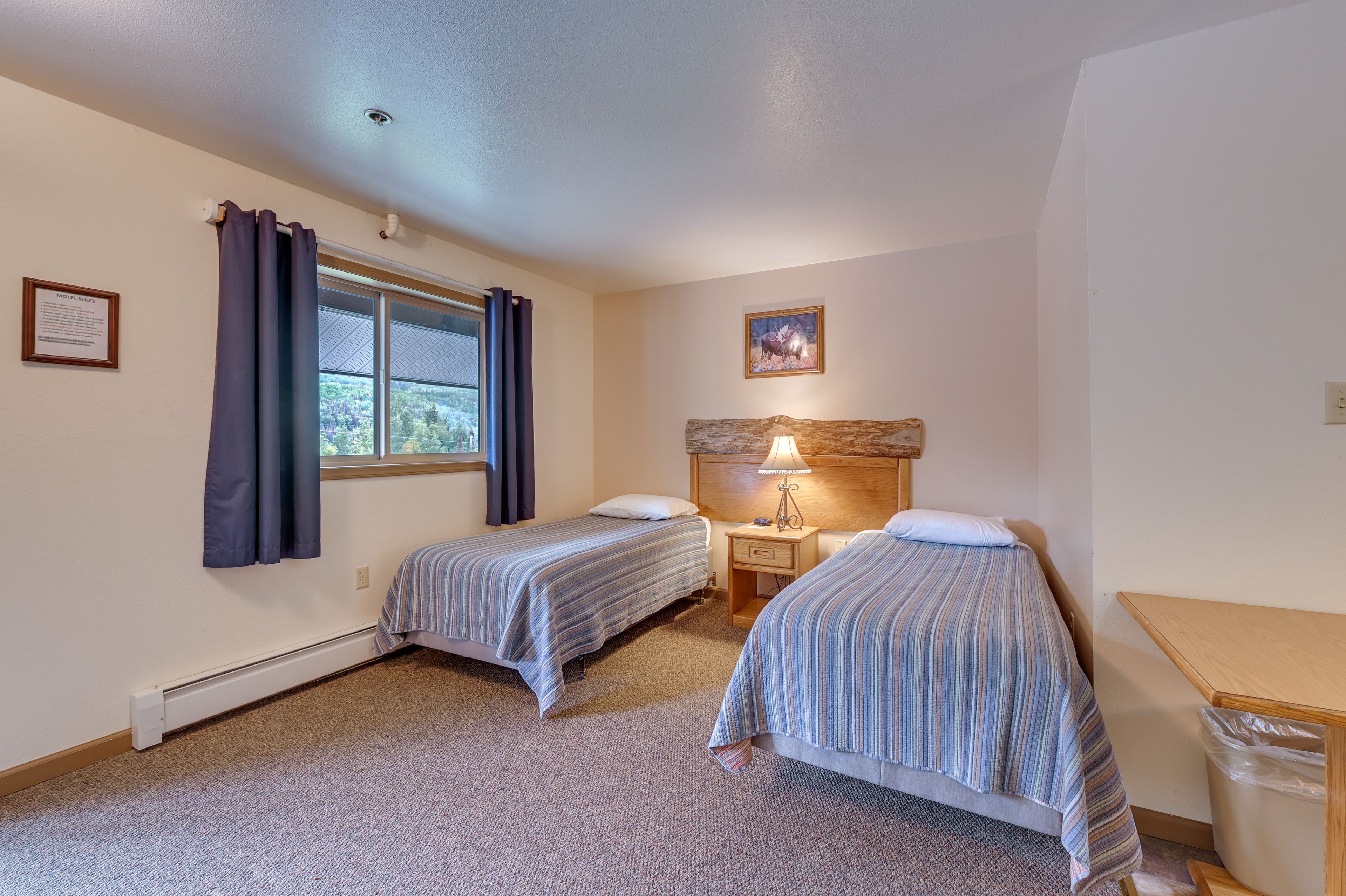 Studio | 3 Twin Beds