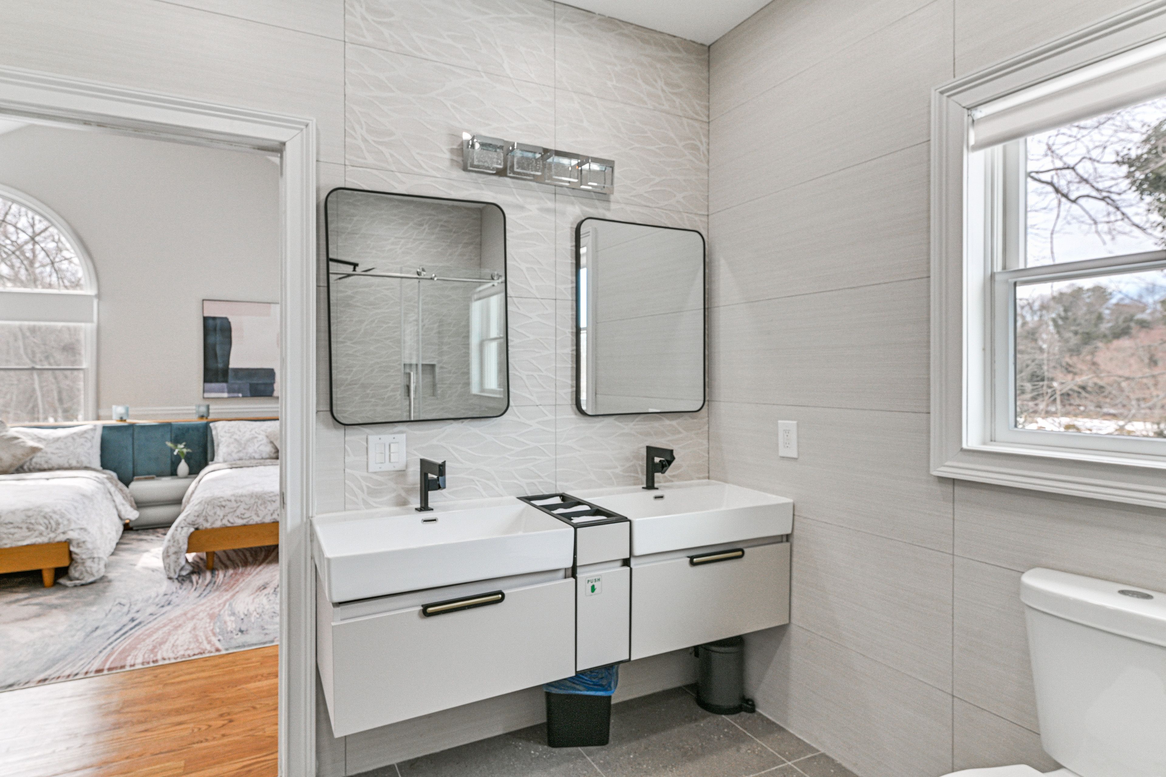 En-Suite Bathroom | 2nd Floor