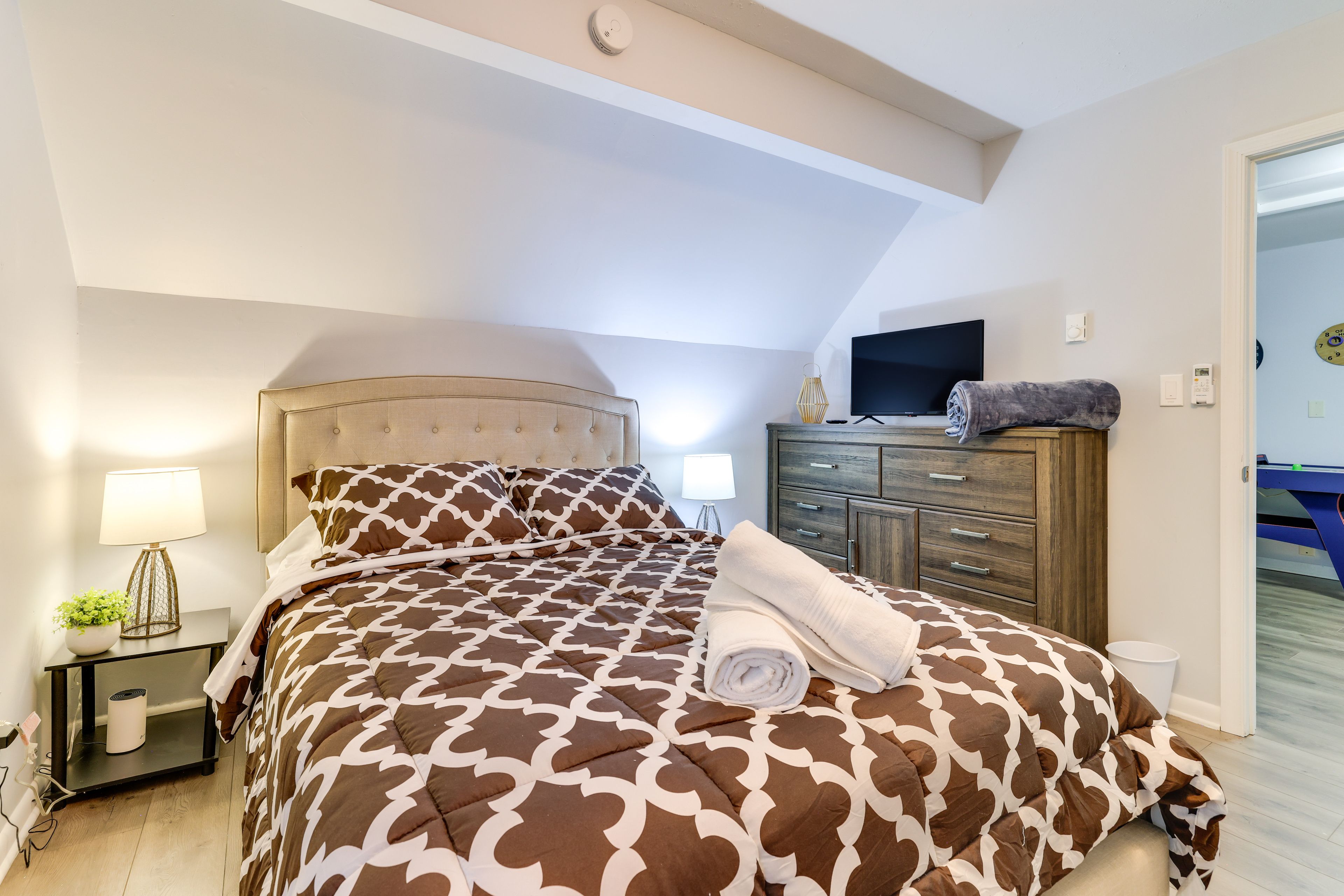 Bedroom 3 | 2nd Floor | Queen Bed | Smart TV | Mini-Split A/C Unit