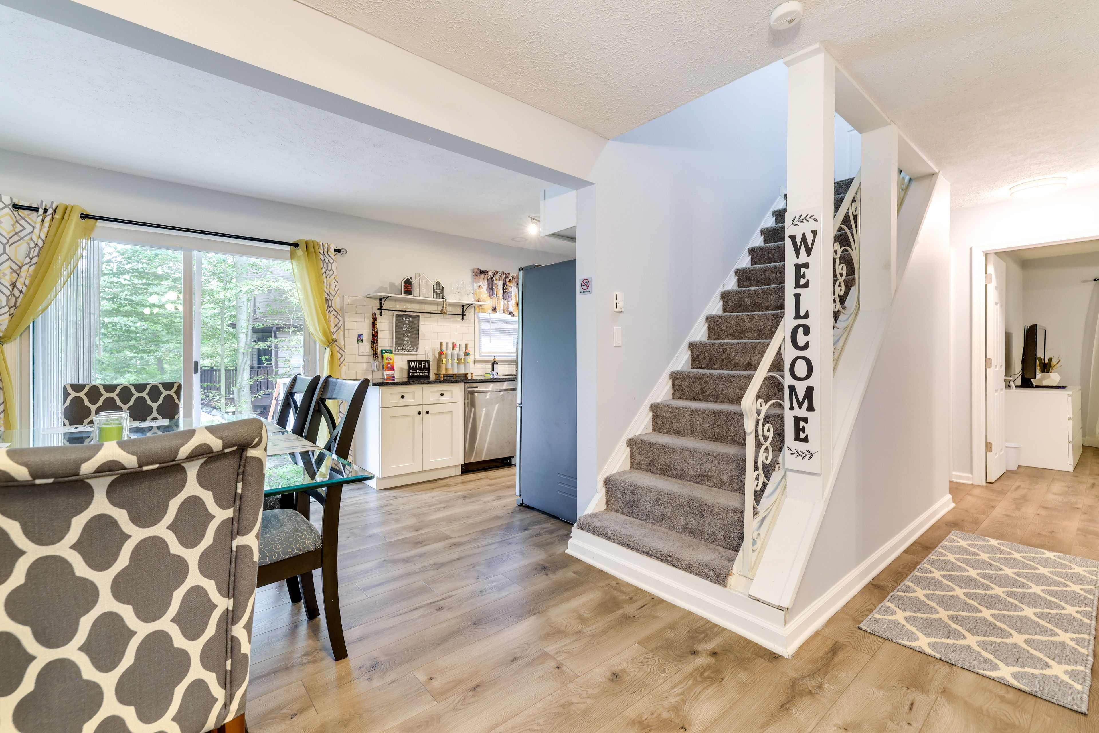 Stairs to 2nd Floor