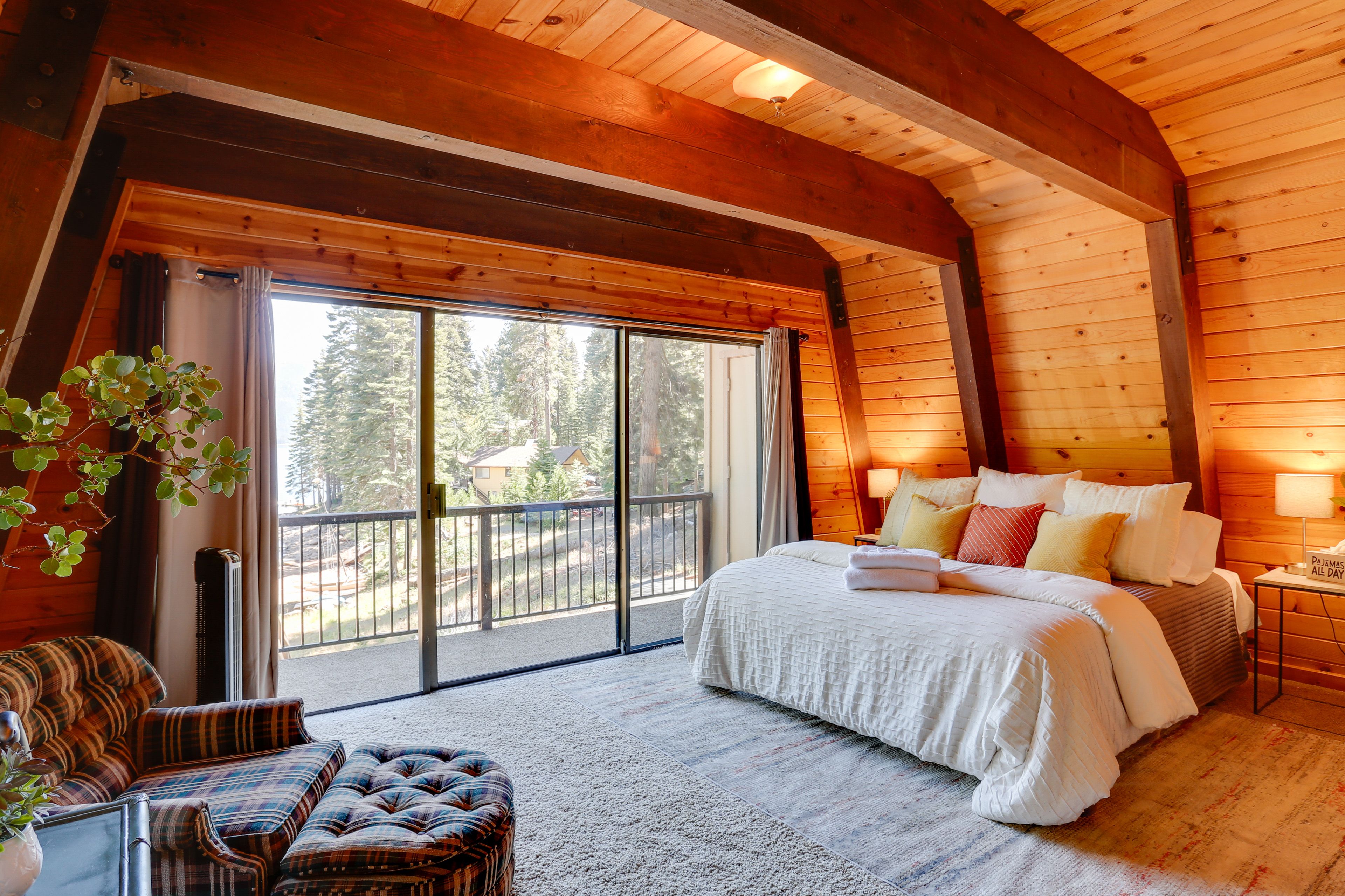 Bedroom 2 | California King Bed | 2nd Floor | Linens Provided