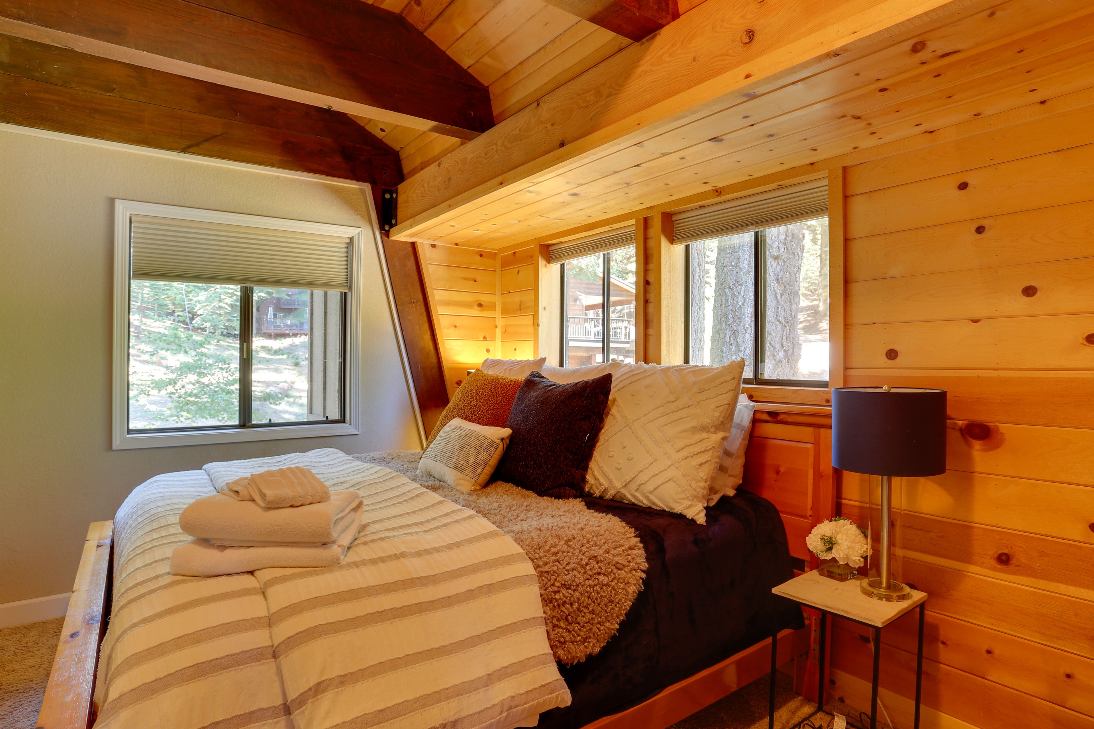Bedroom 3 | California King Bed | 2nd Floor