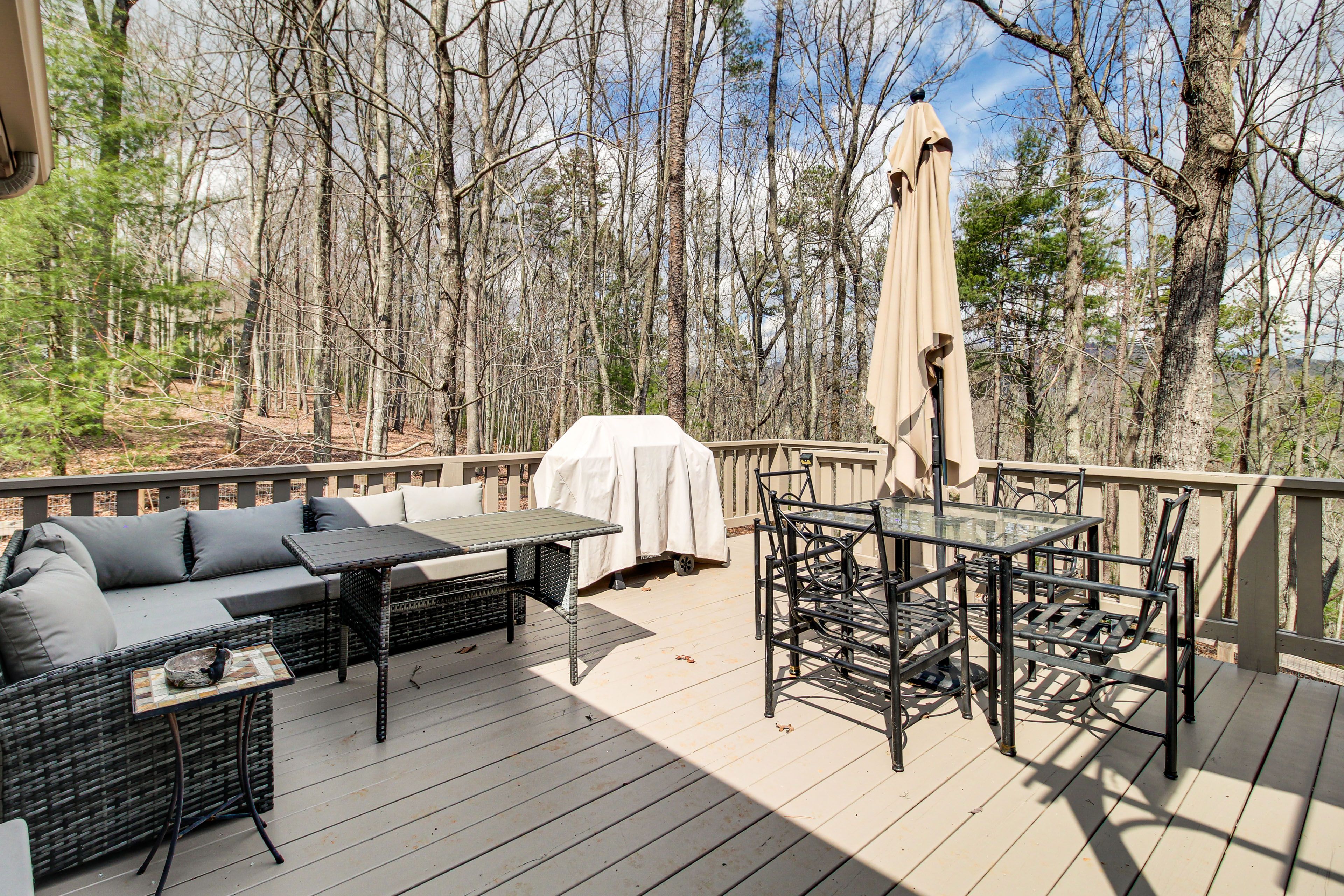 Deck | Gas Grill