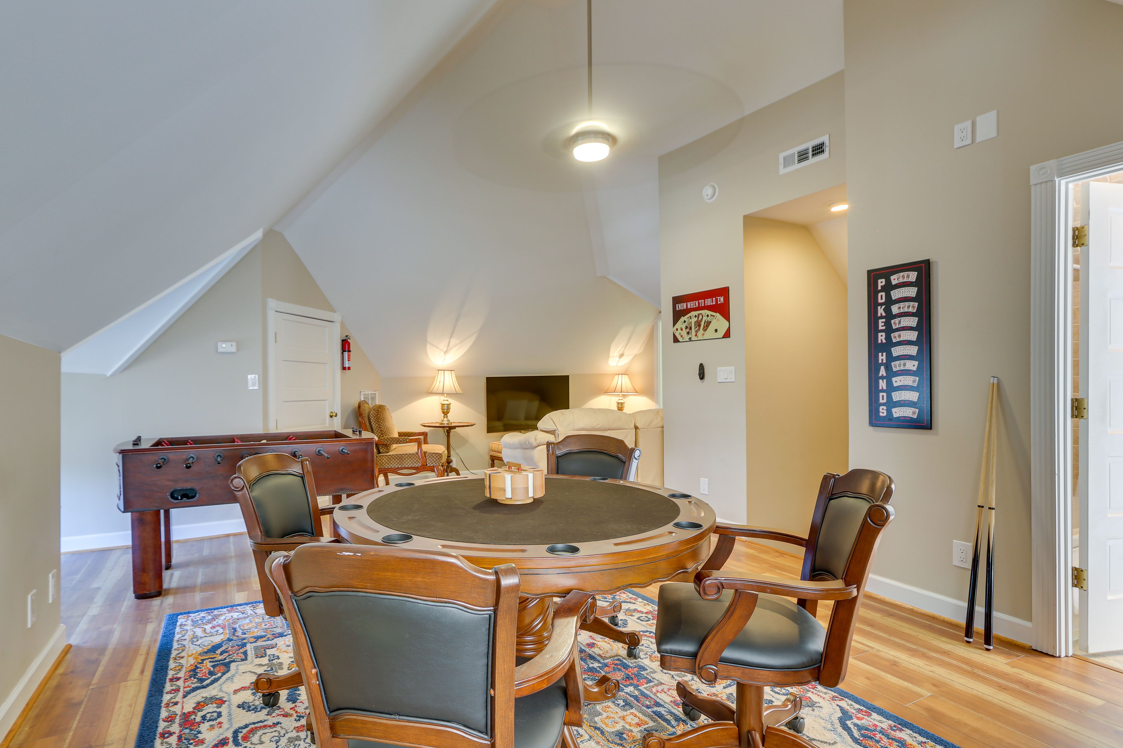 Game Room | Queen Bed | Poker & Foosball