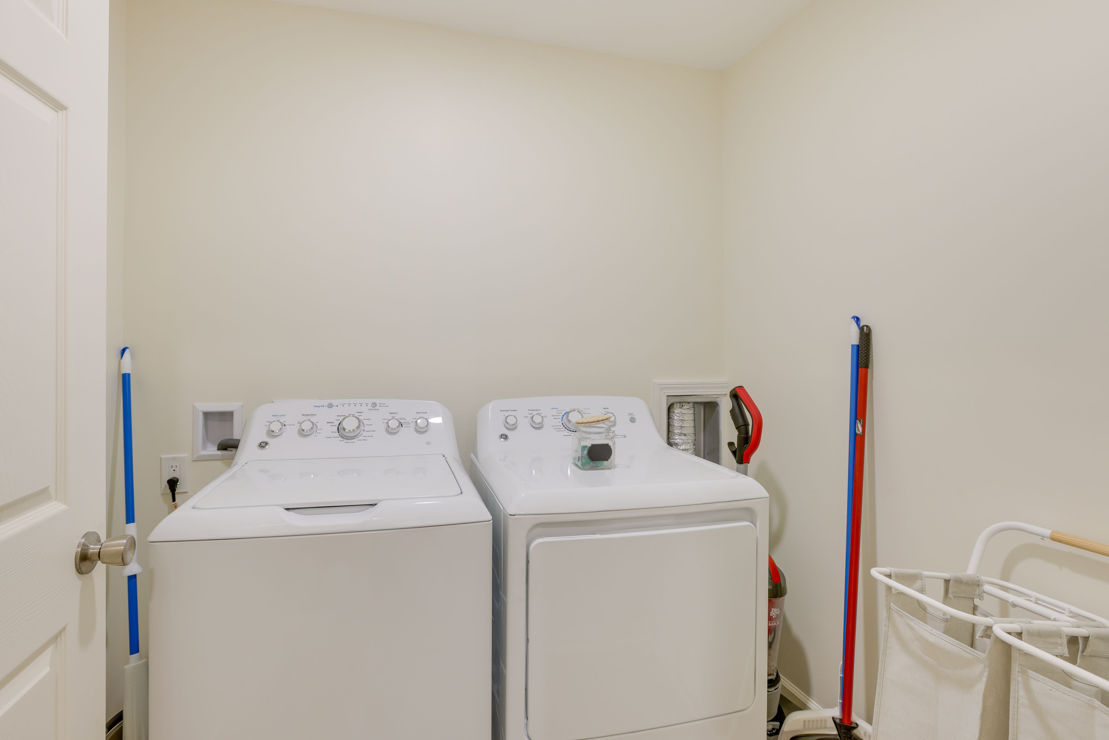 Washer & Dryer