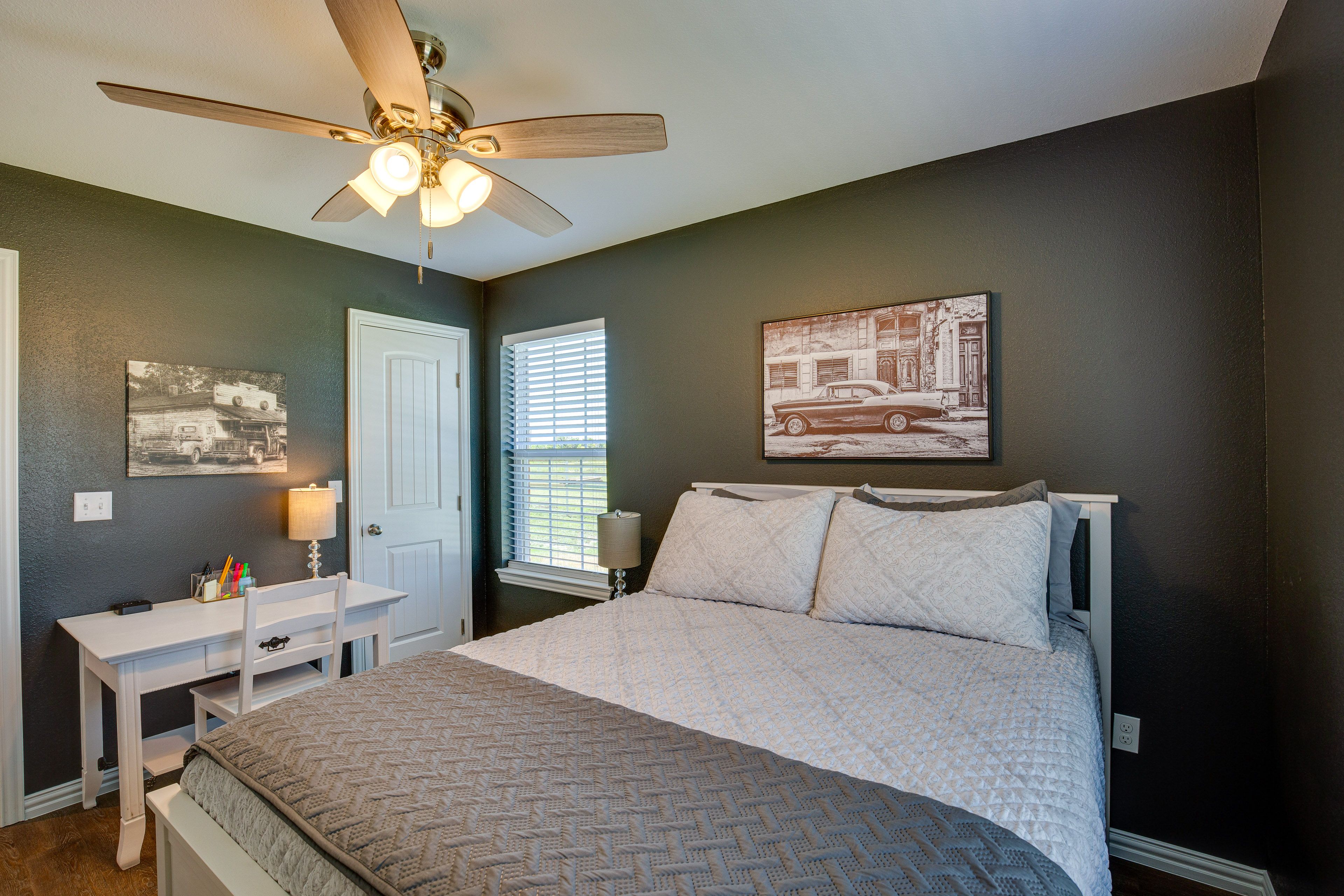 Bedroom 2 | Queen Bed | Linens Provided