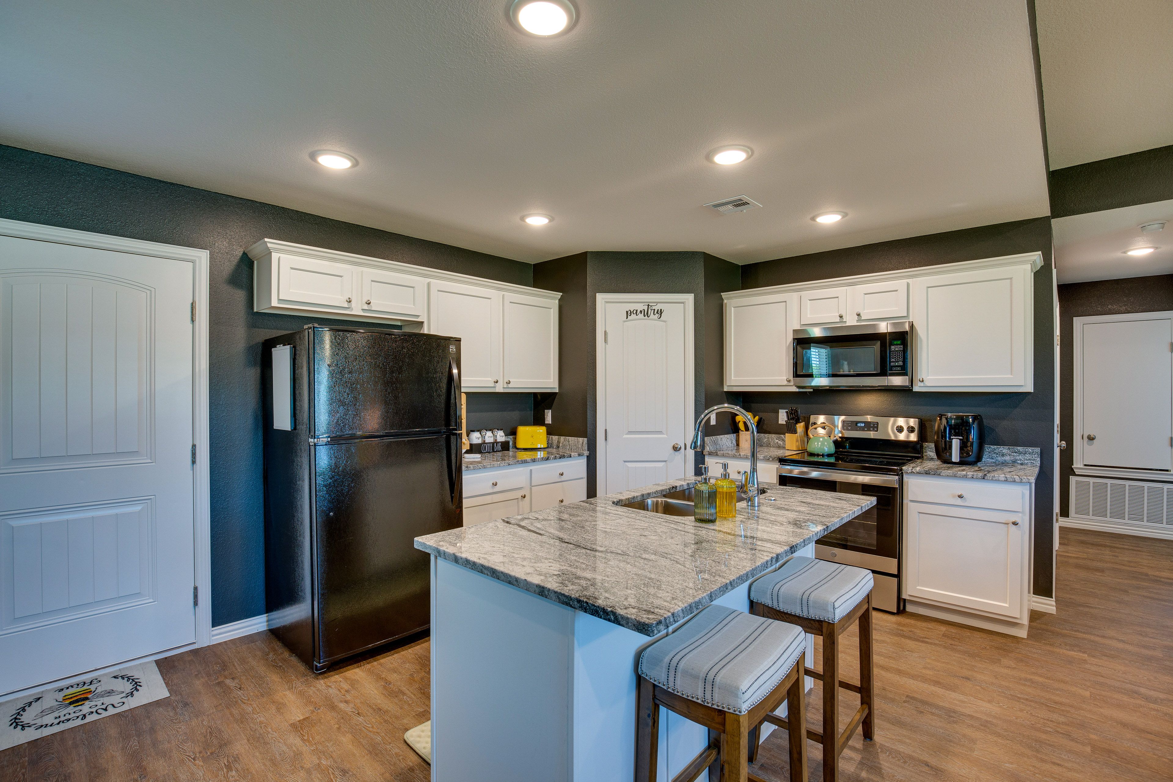 Kitchen | Cooking Basics | Coffee Maker | Toaster