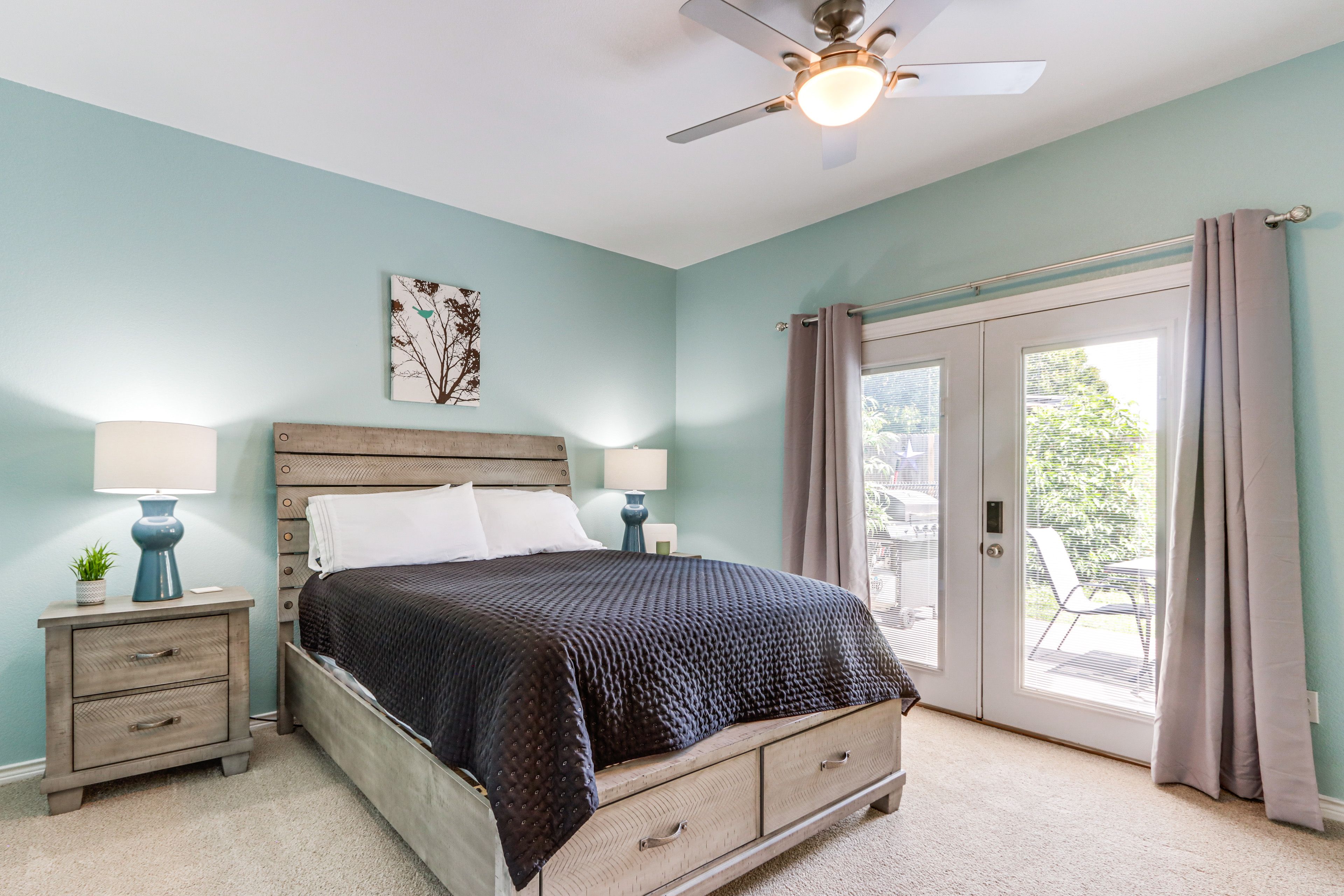 Bedroom 1 | Queen Bed | Linens Provided | Main Floor