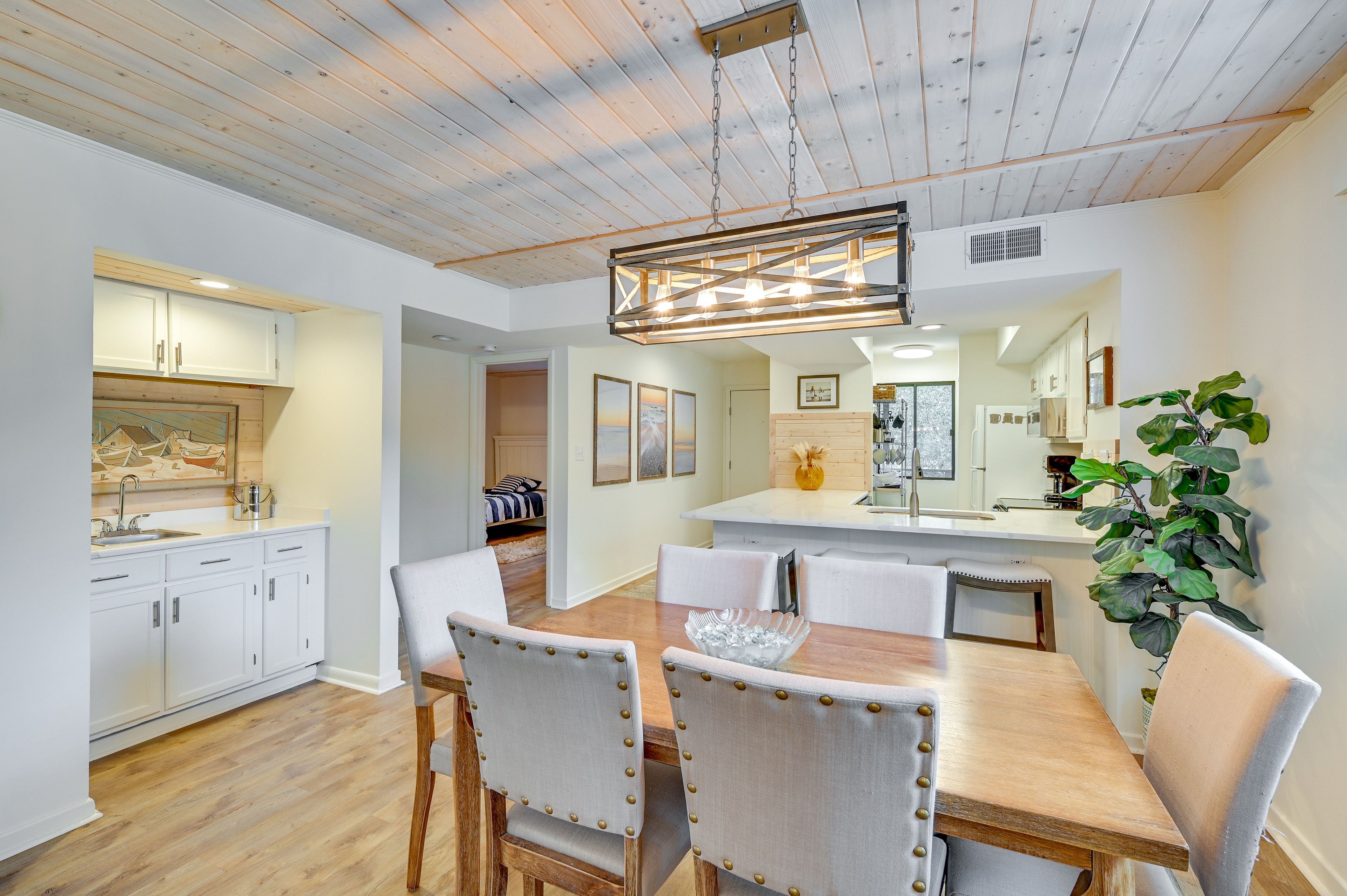 Wet Bar