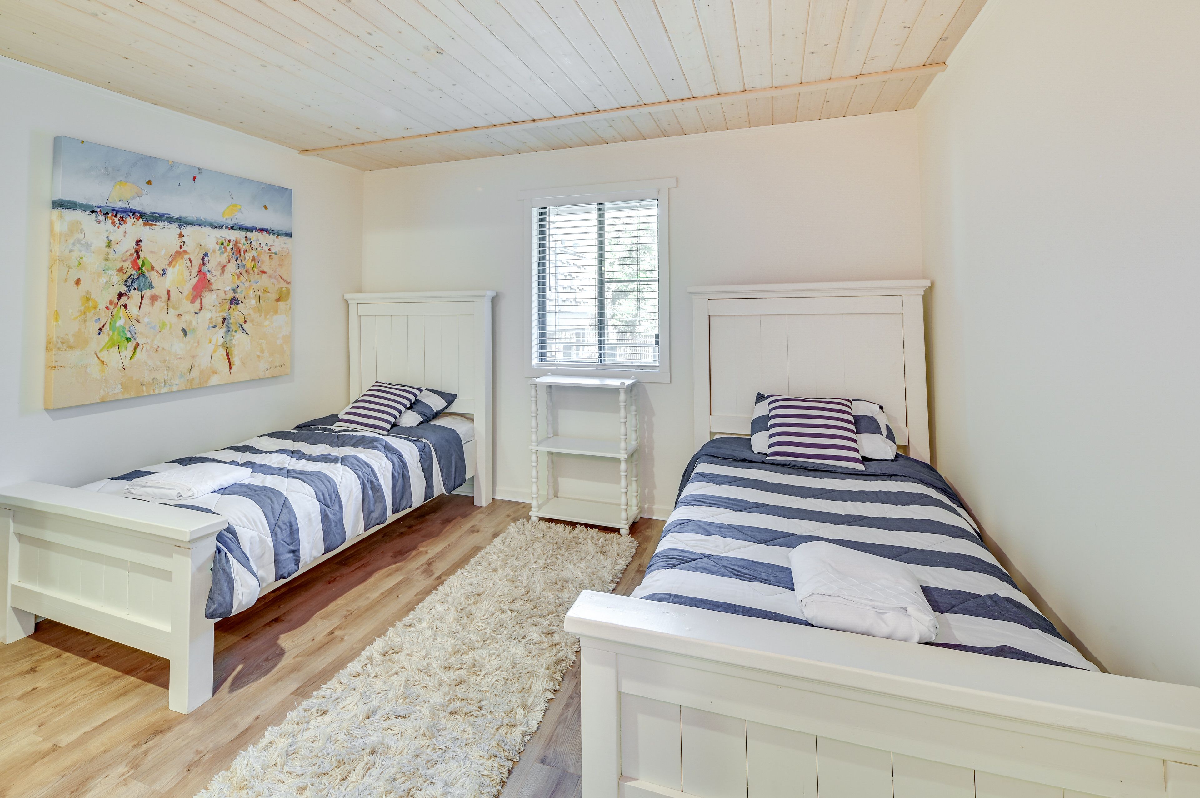Bedroom 2 | 2 Twin Beds
