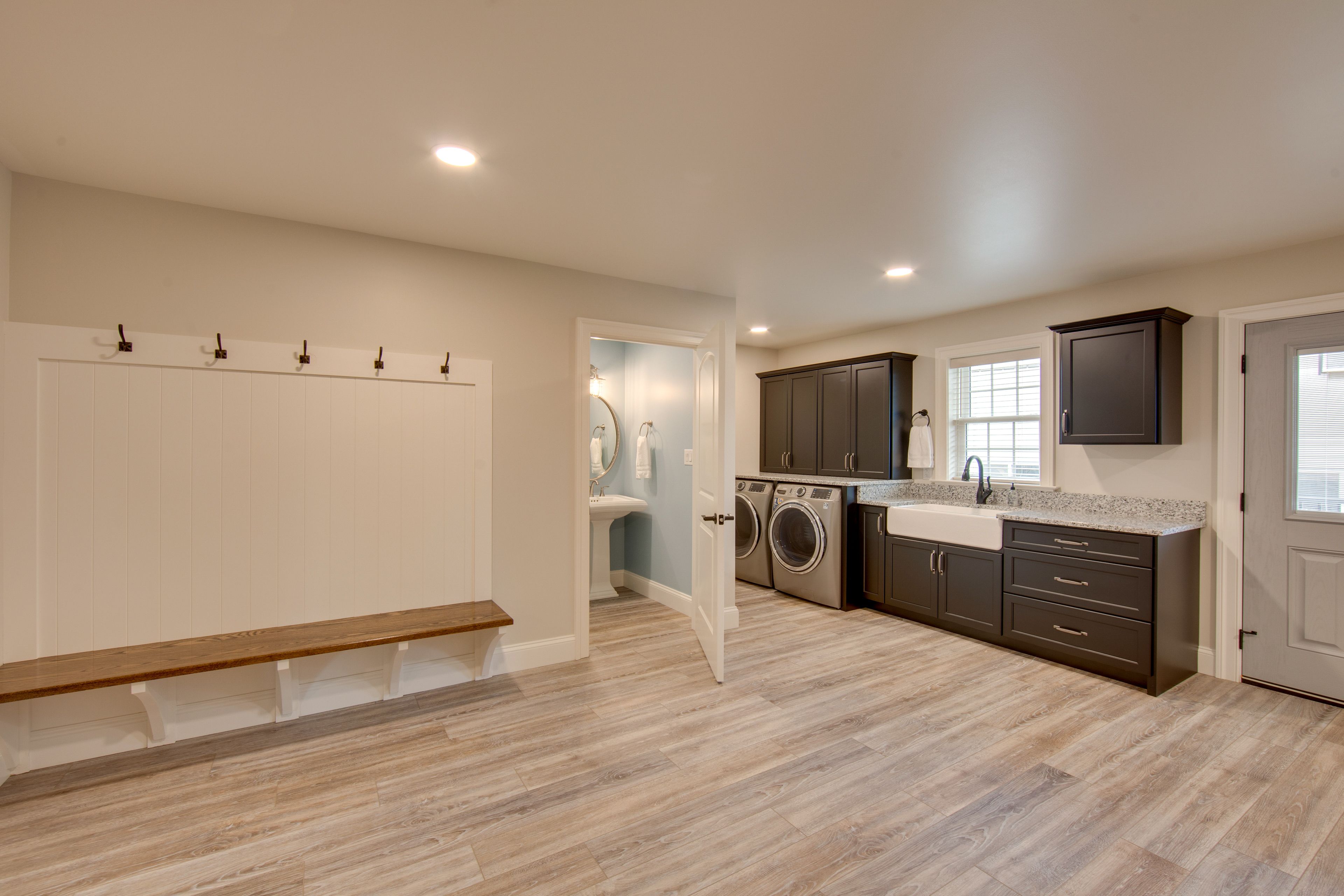 Mudroom/Laundry Area | 1st Floor | Washer & Dryer