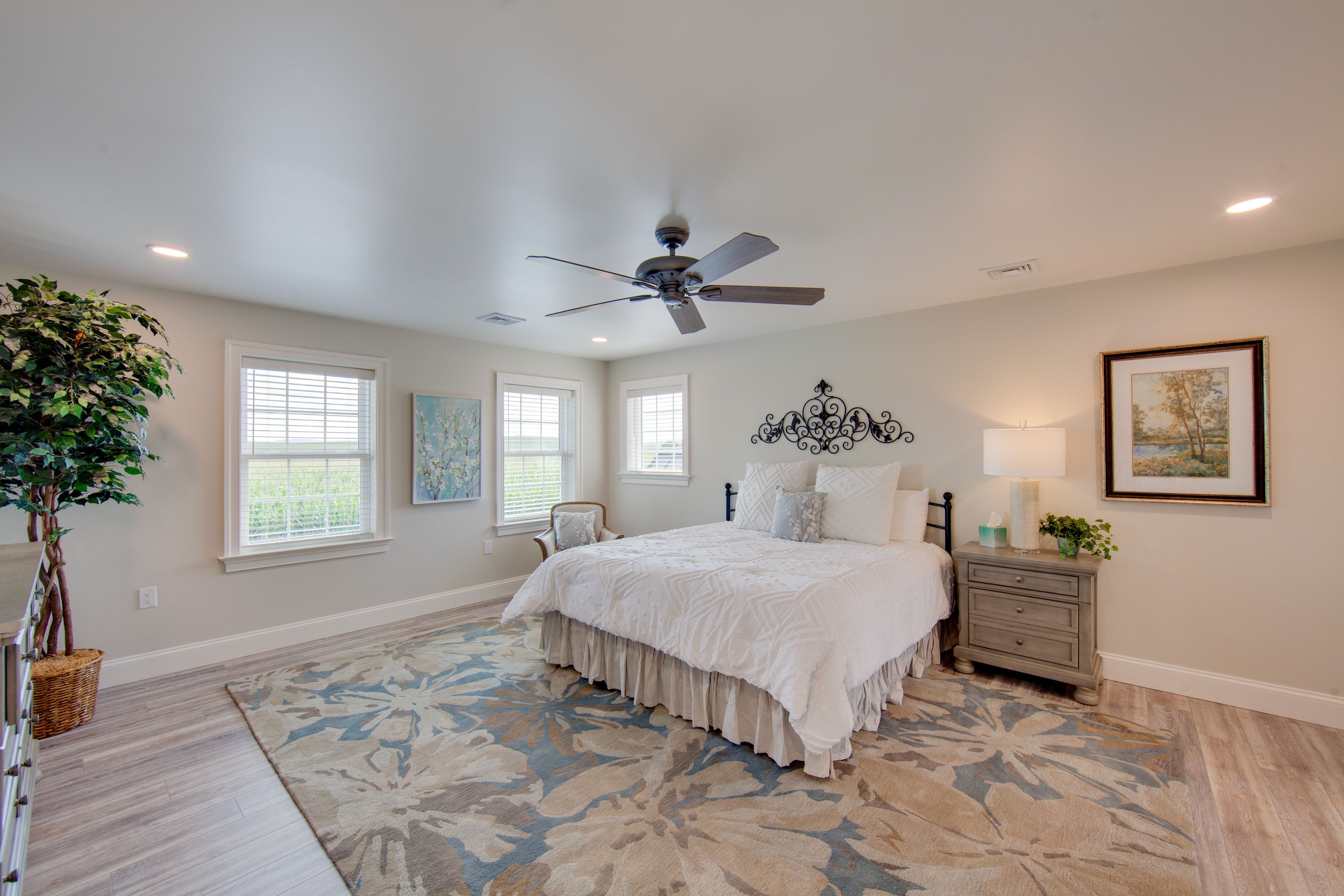 Bedroom 2 | King Bed | 2nd Floor
